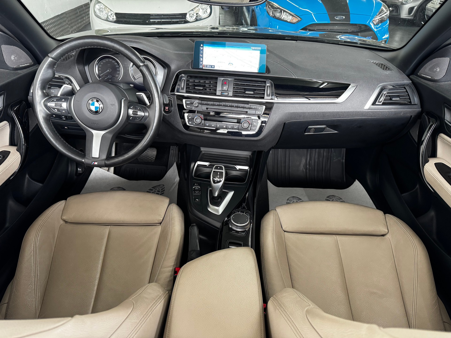 BMW M240i xDrive Steptronic-image-21