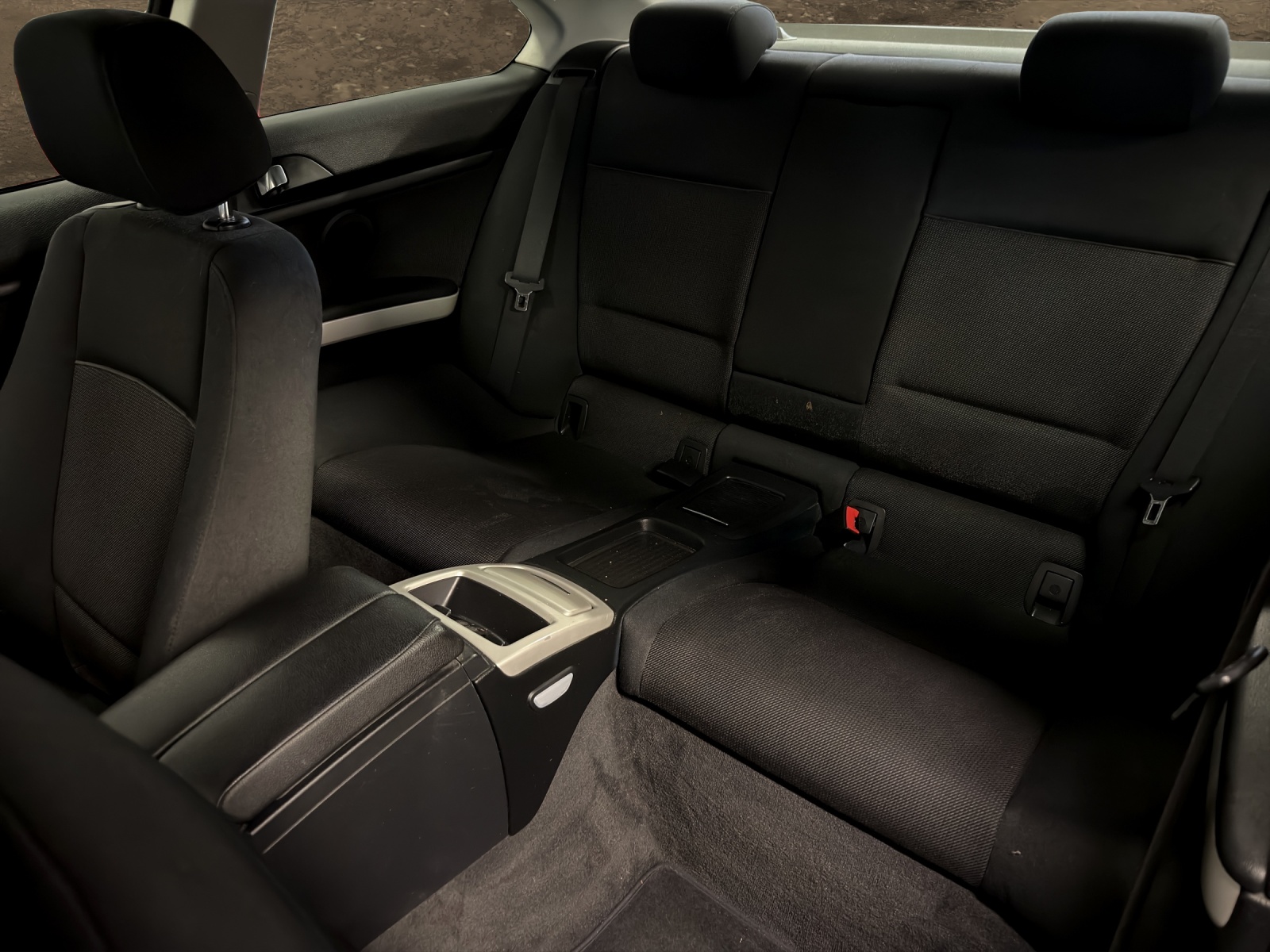 BMW 325i xDrive Coupé Steptronic-image-14