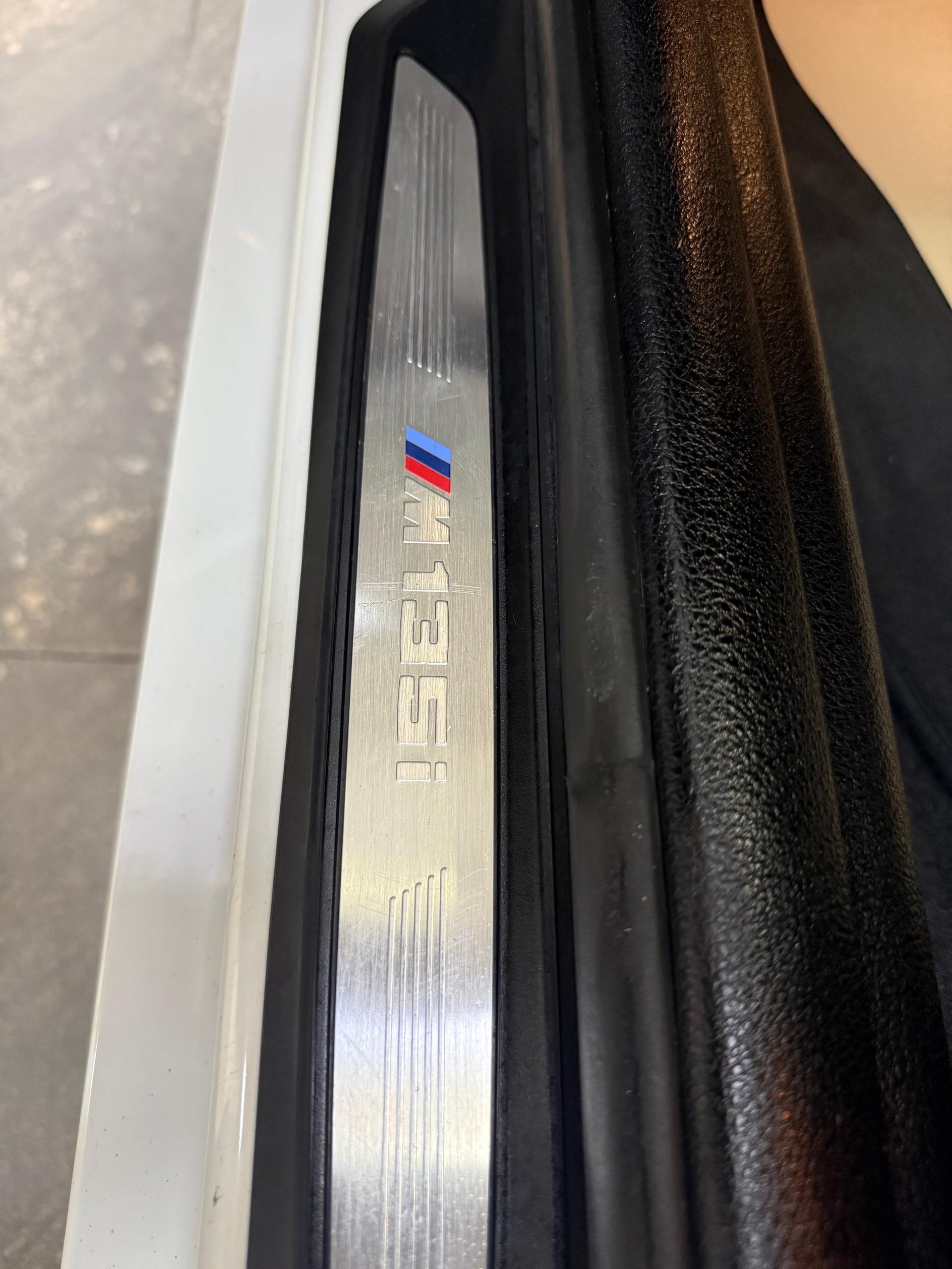 BMW M135i xDrive Steptronic-image-15