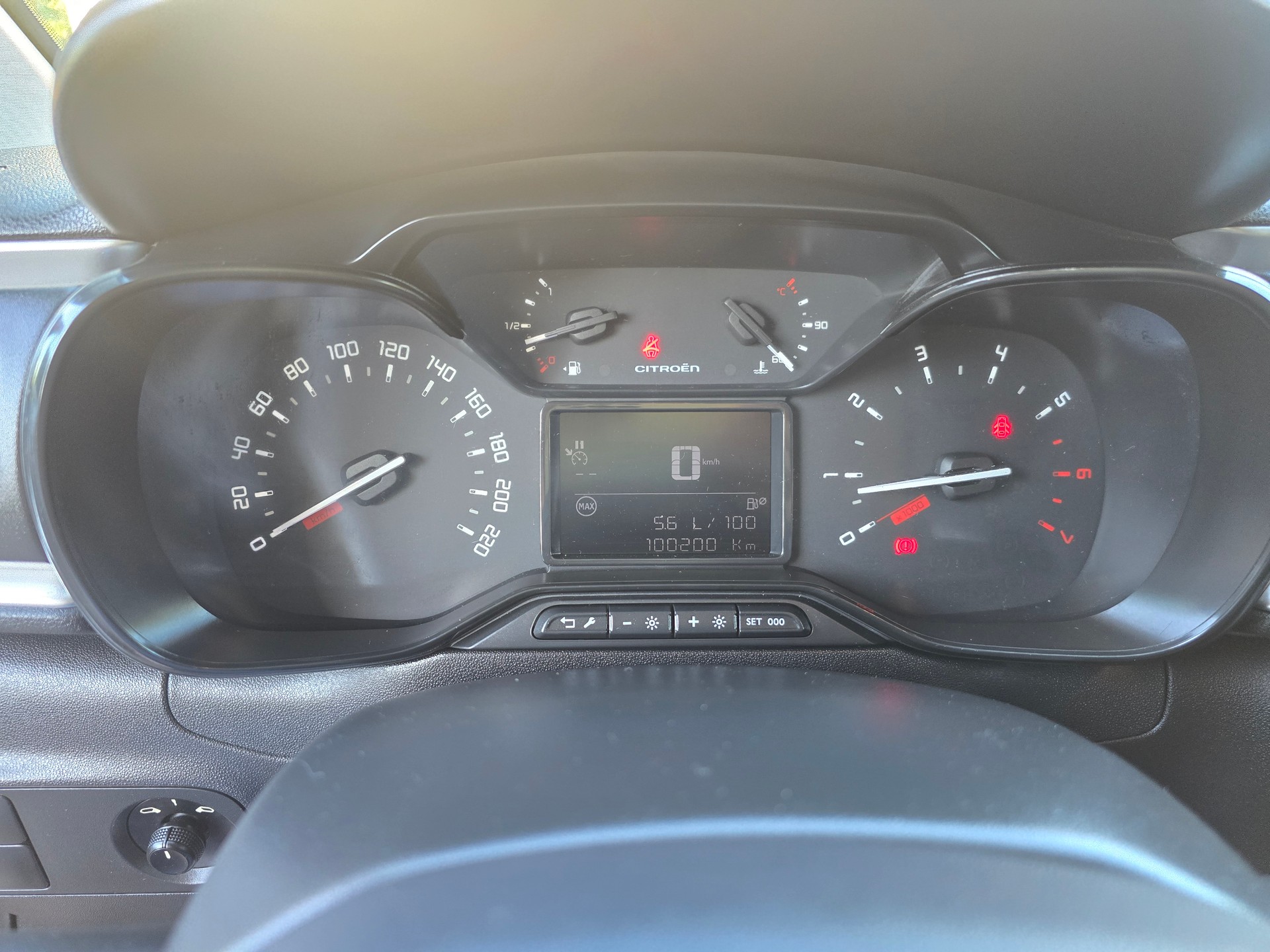 CITROEN C3 1.2i PureTech Shine-image-19