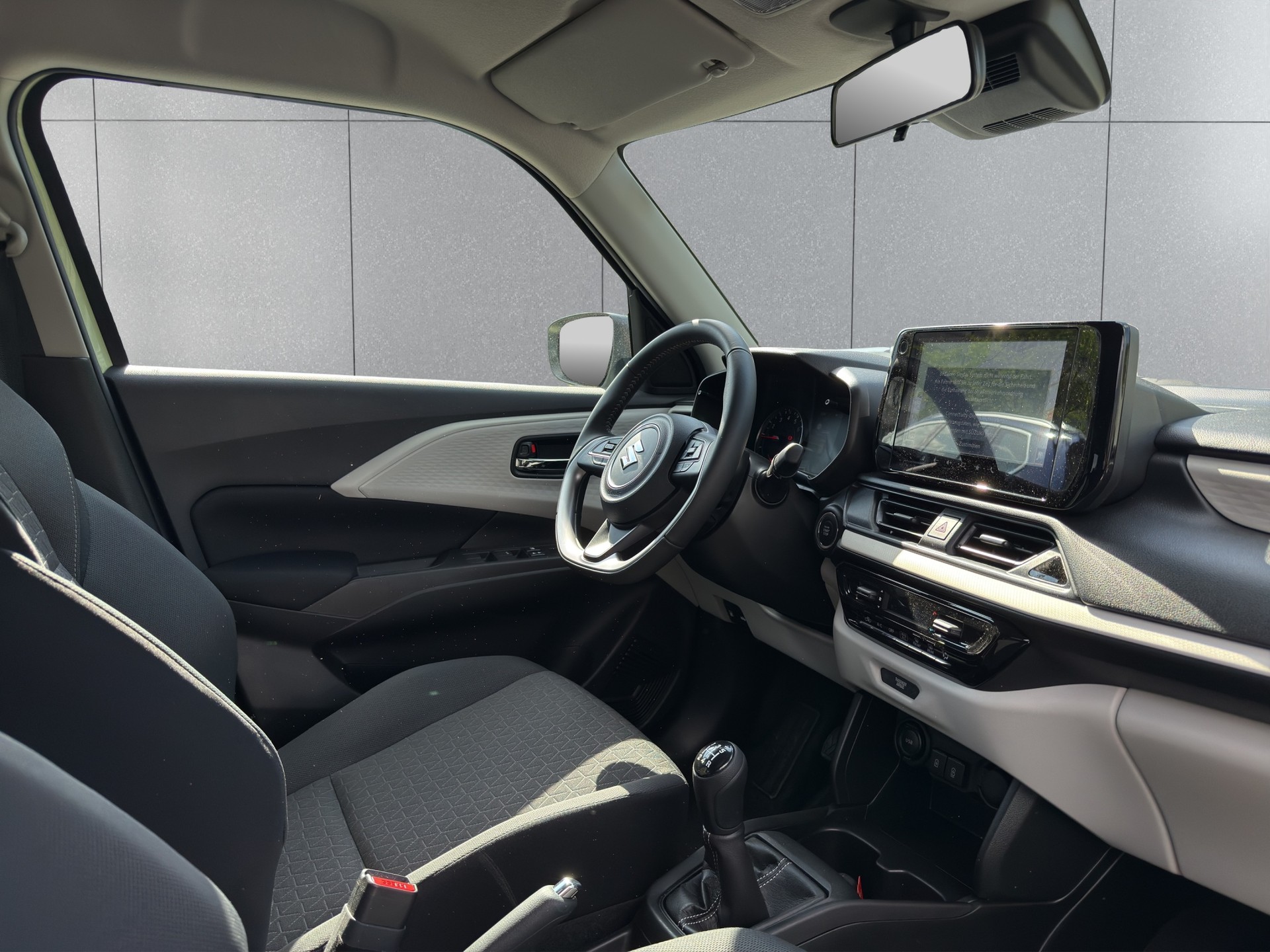 SUZUKI Swift 1.2 Compact+ Hybrid 4x4-image-6