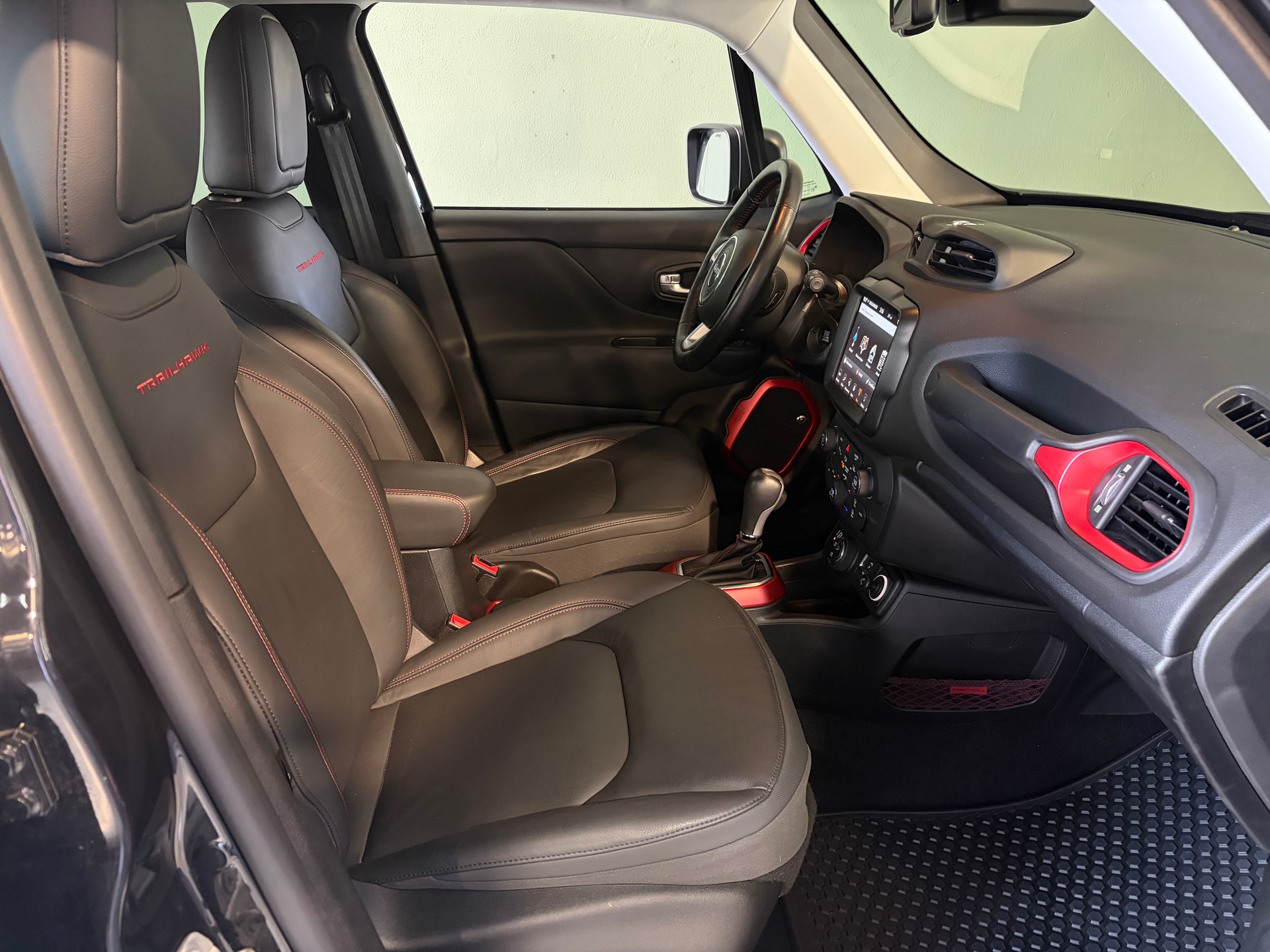 JEEP Renegade 2.0 CRD Trailhawk AWD + Low Range 9ATX * 1.Hand * Anhängerkupplung ***MFK 04.06.2026***-image-8