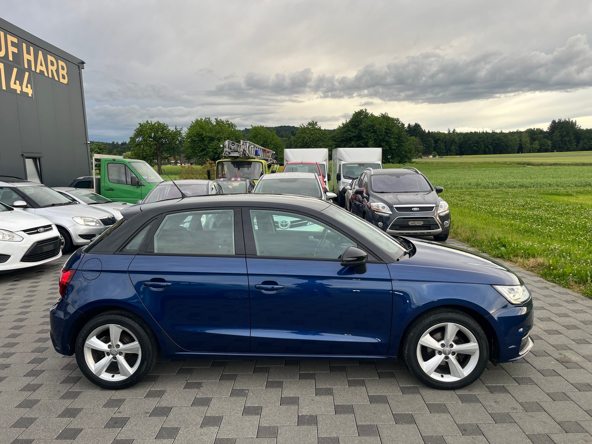 AUDI Sportback-image-3