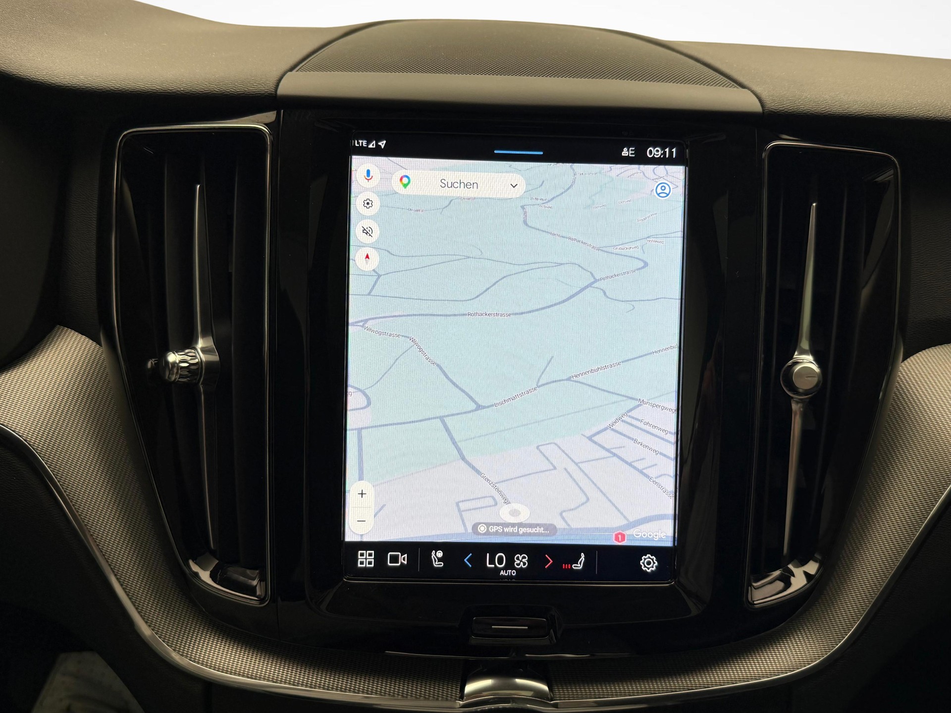 VOLVO XC60 2.0 T6 TE Plus Dark eAWD-image-12