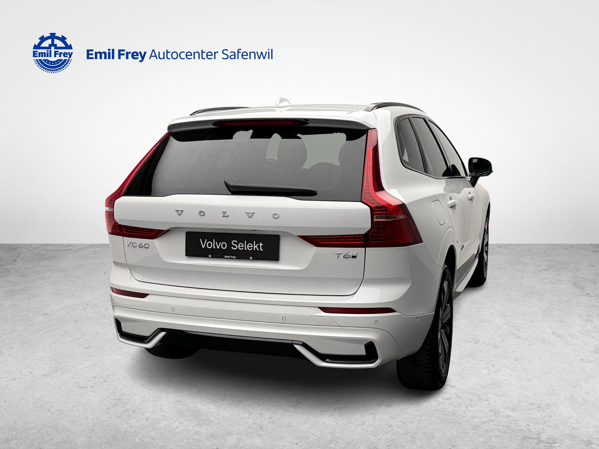 VOLVO XC60 2.0 T6 TE Plus Dark eAWD-image-4