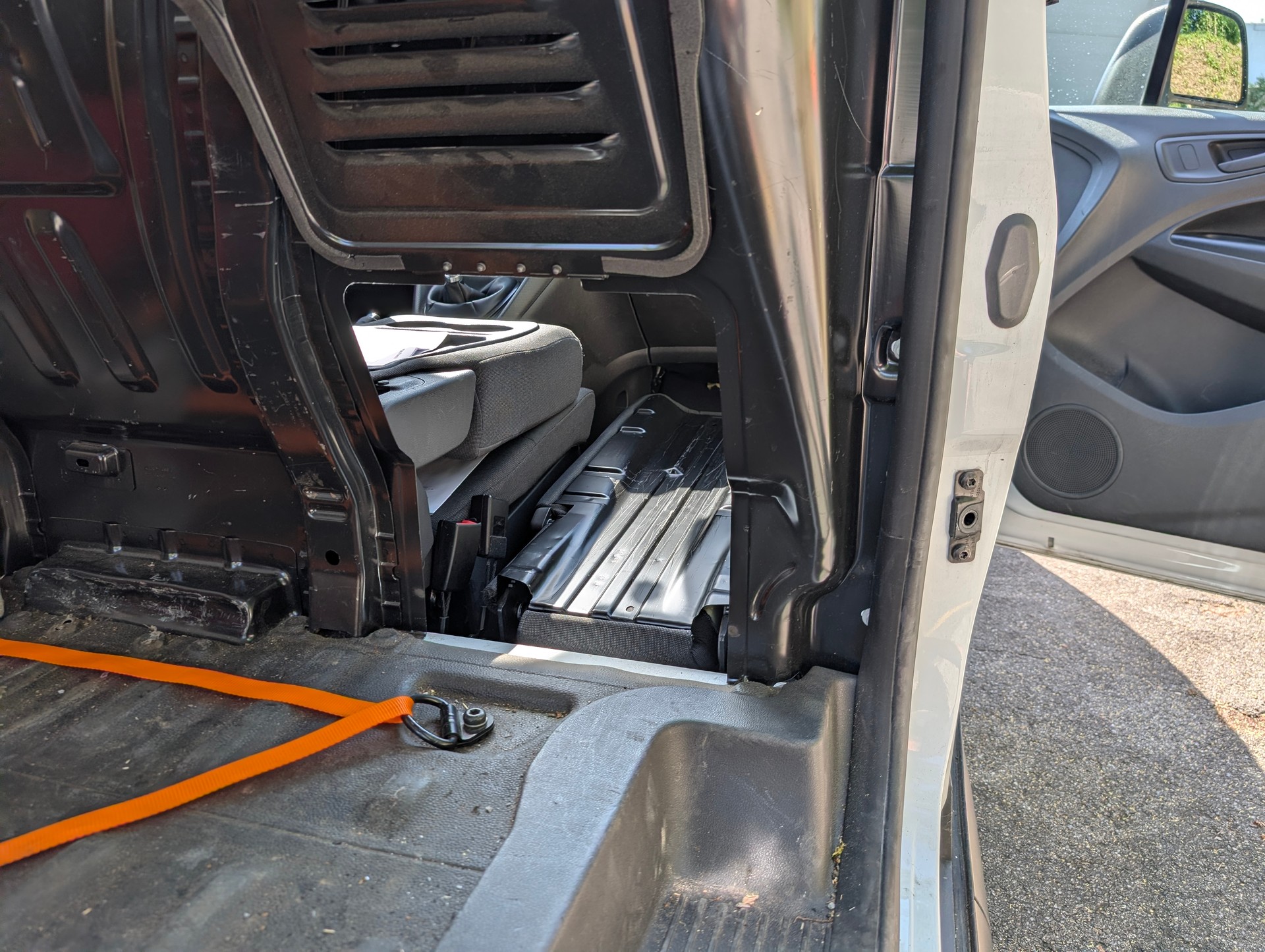 FORD 1.0 EcoB 100 Trend-image-2
