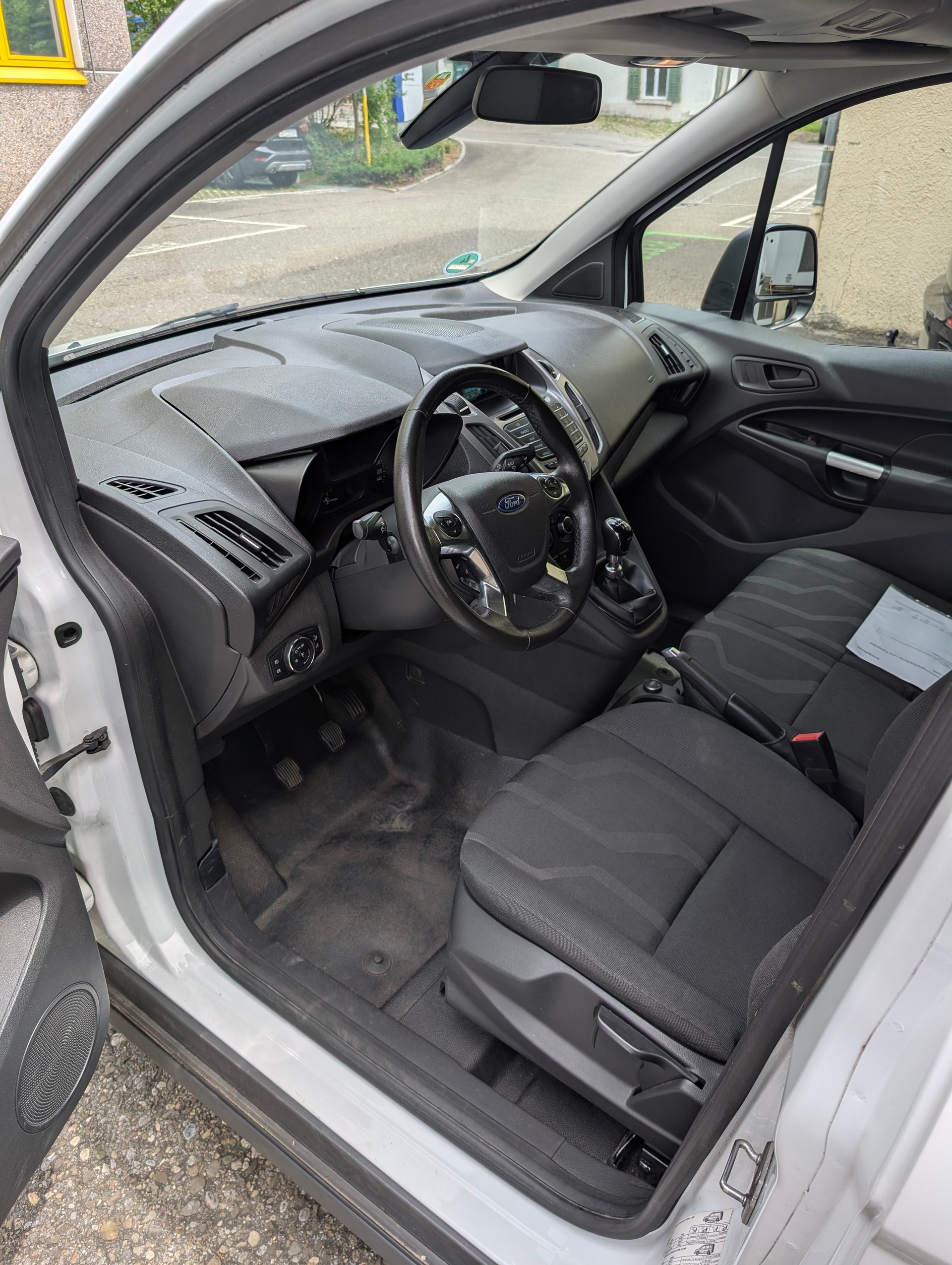 FORD 1.0 EcoB 100 Trend-image-4