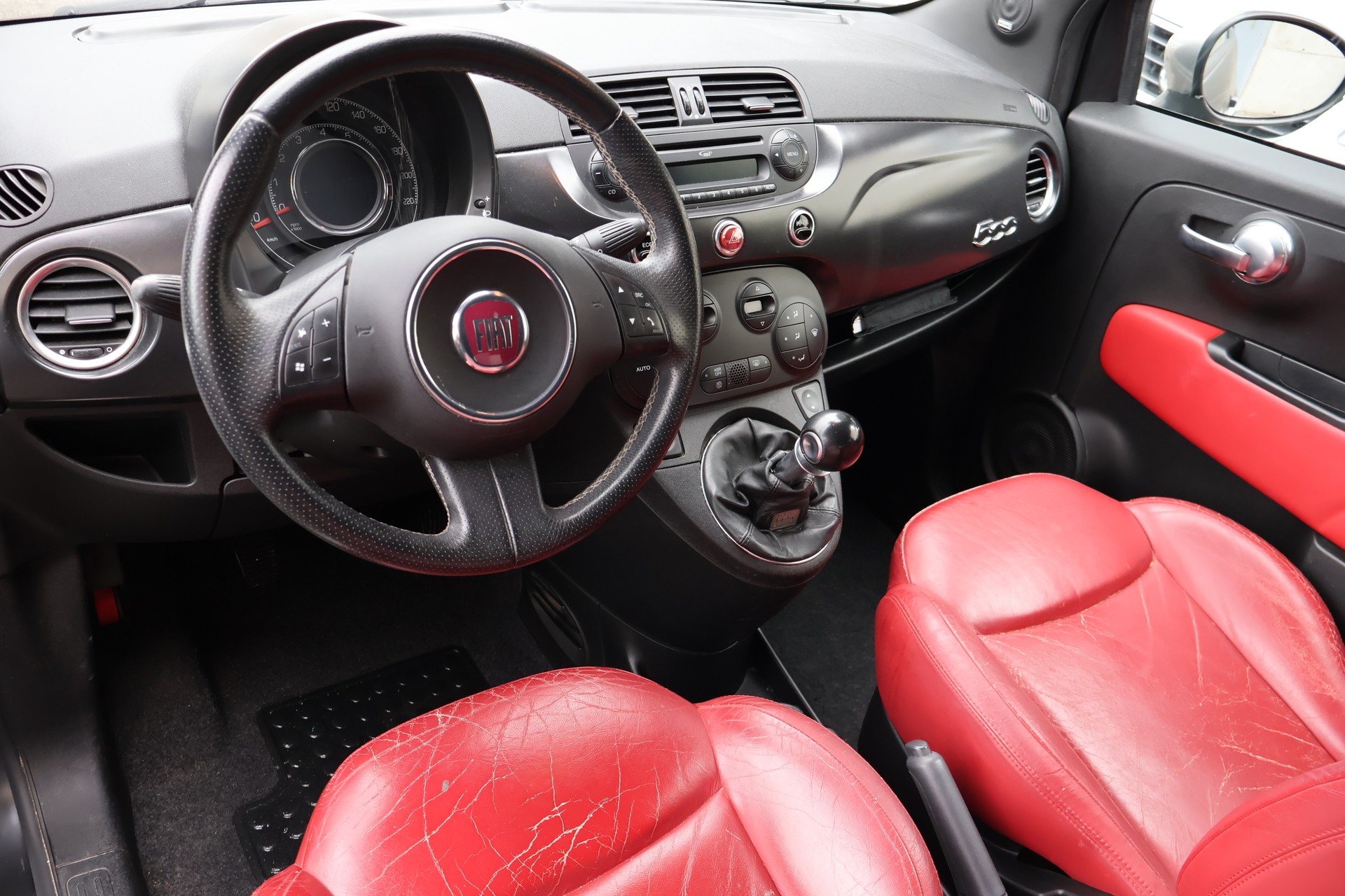 FIAT 500 0.9 Twinair Turbo Matt Black-image-9
