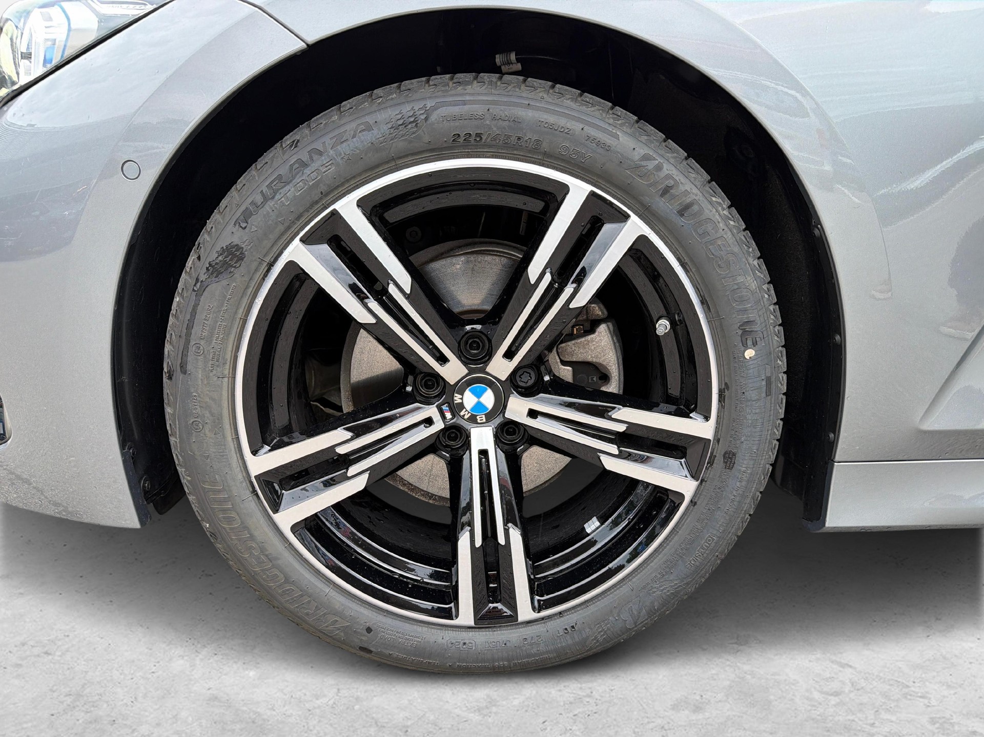 BMW 320d xDrive SAG Touring-image-19