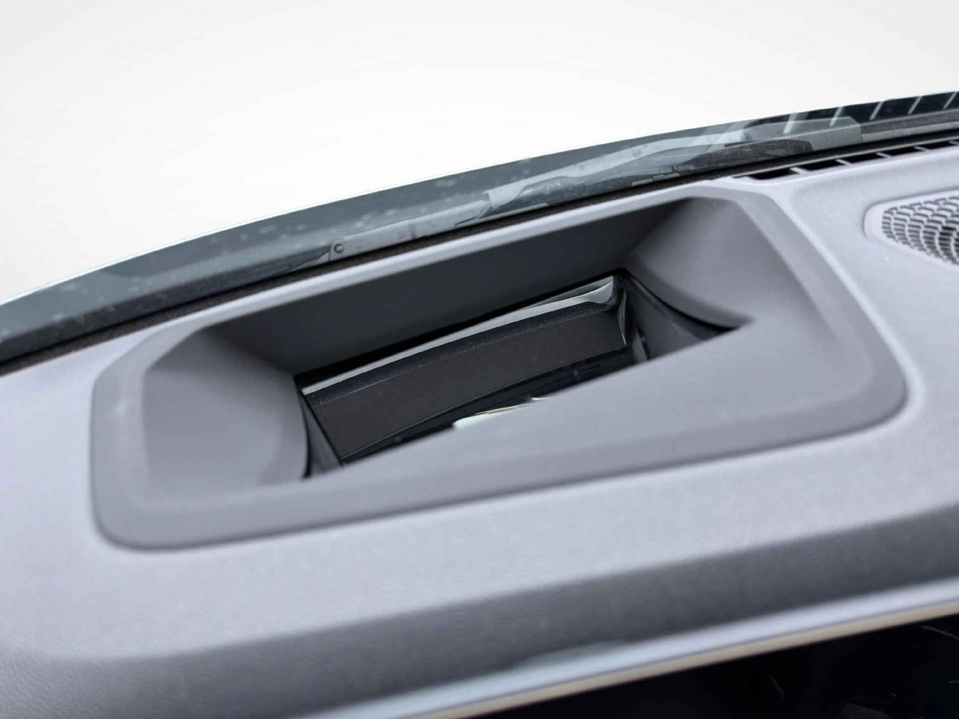 BMW 320d xDrive SAG Touring-image-15