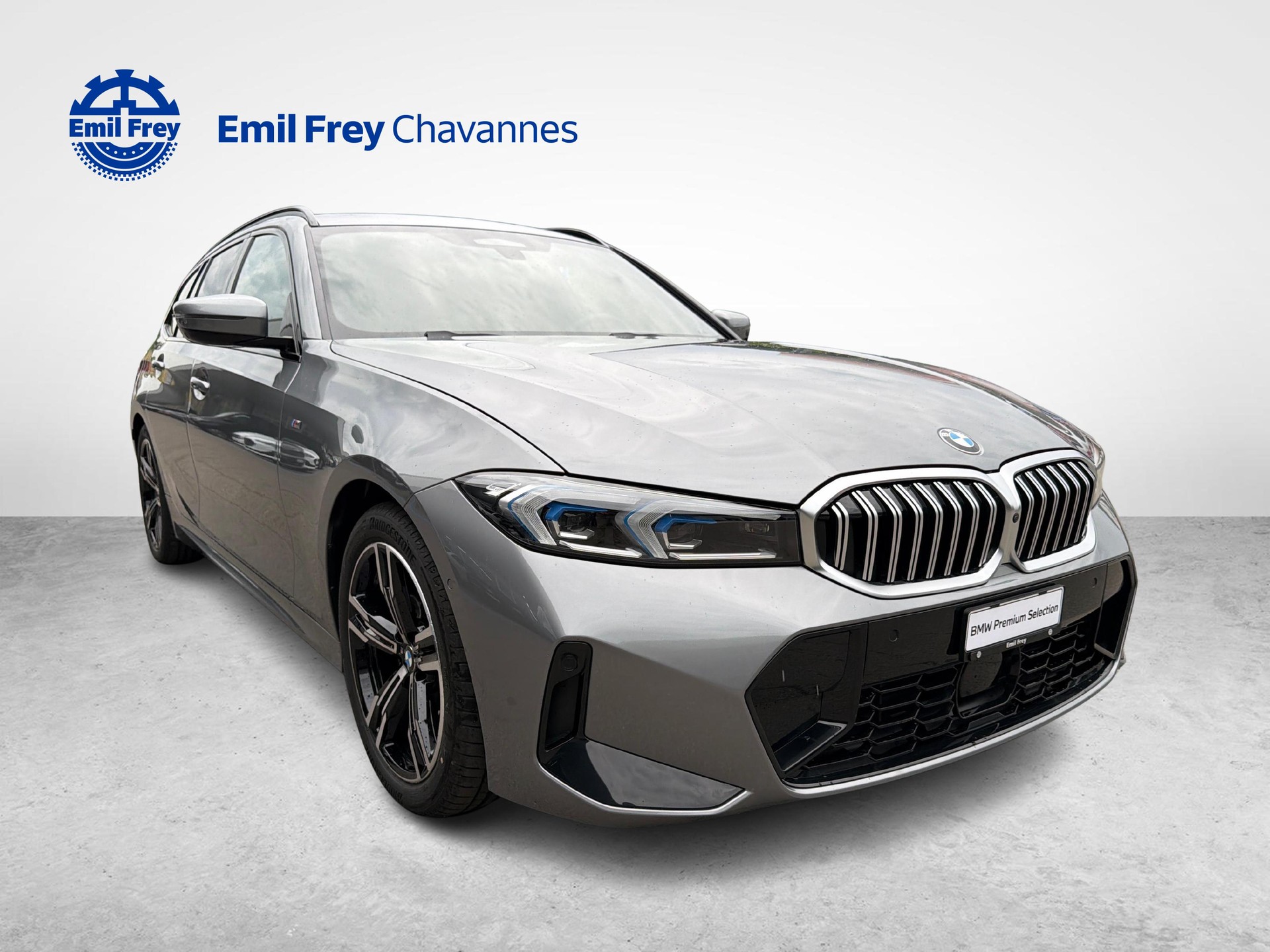 BMW 320d xDrive SAG Touring-image-0