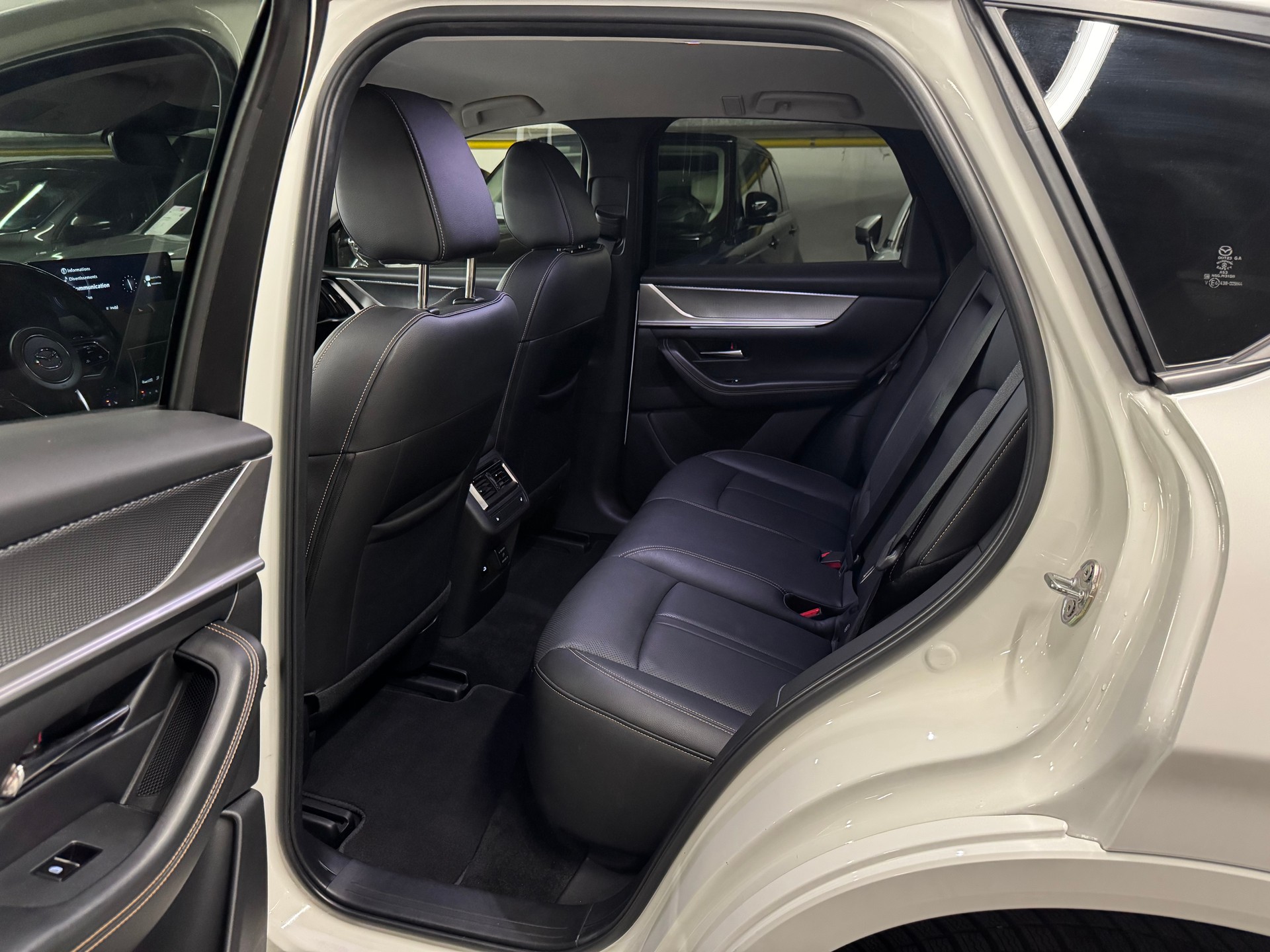 MAZDA CX-60 e-Skyactiv PHEV 327 AWD Homura-image-18