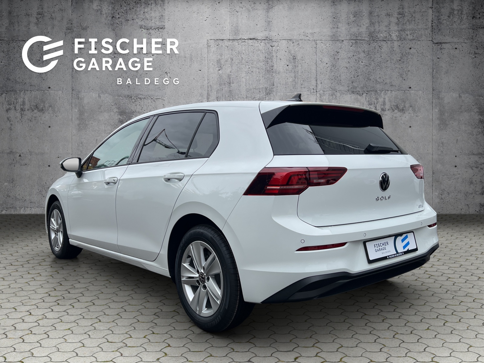 VW Golf 1.5 e TSI mHEV Value DSG-image-1