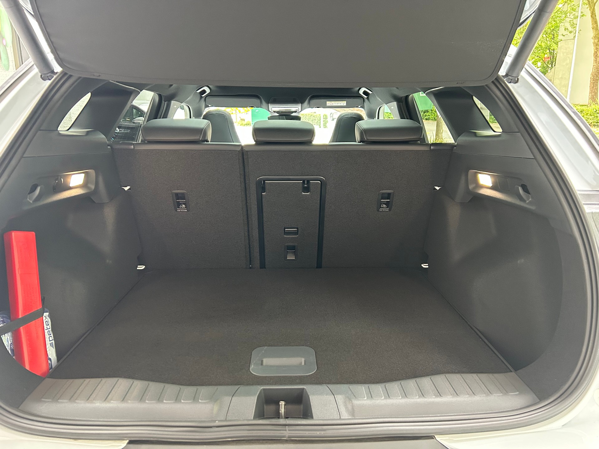 FORD Explorer Elektro 77kWh Dual Extended Range Premium AWD-image-21