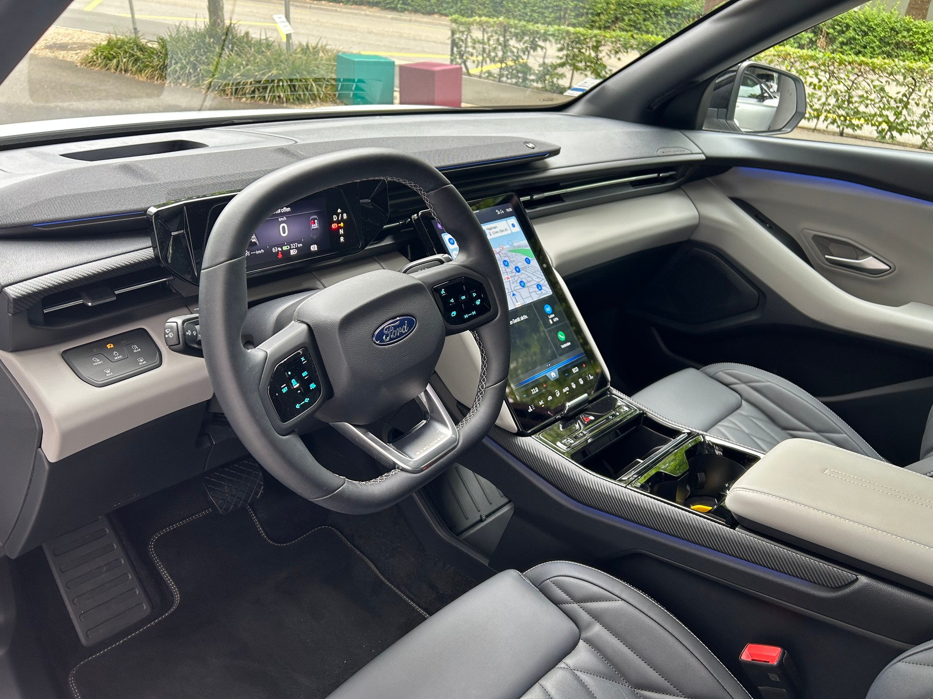FORD Explorer Elektro 77kWh Dual Extended Range Premium AWD-image-10