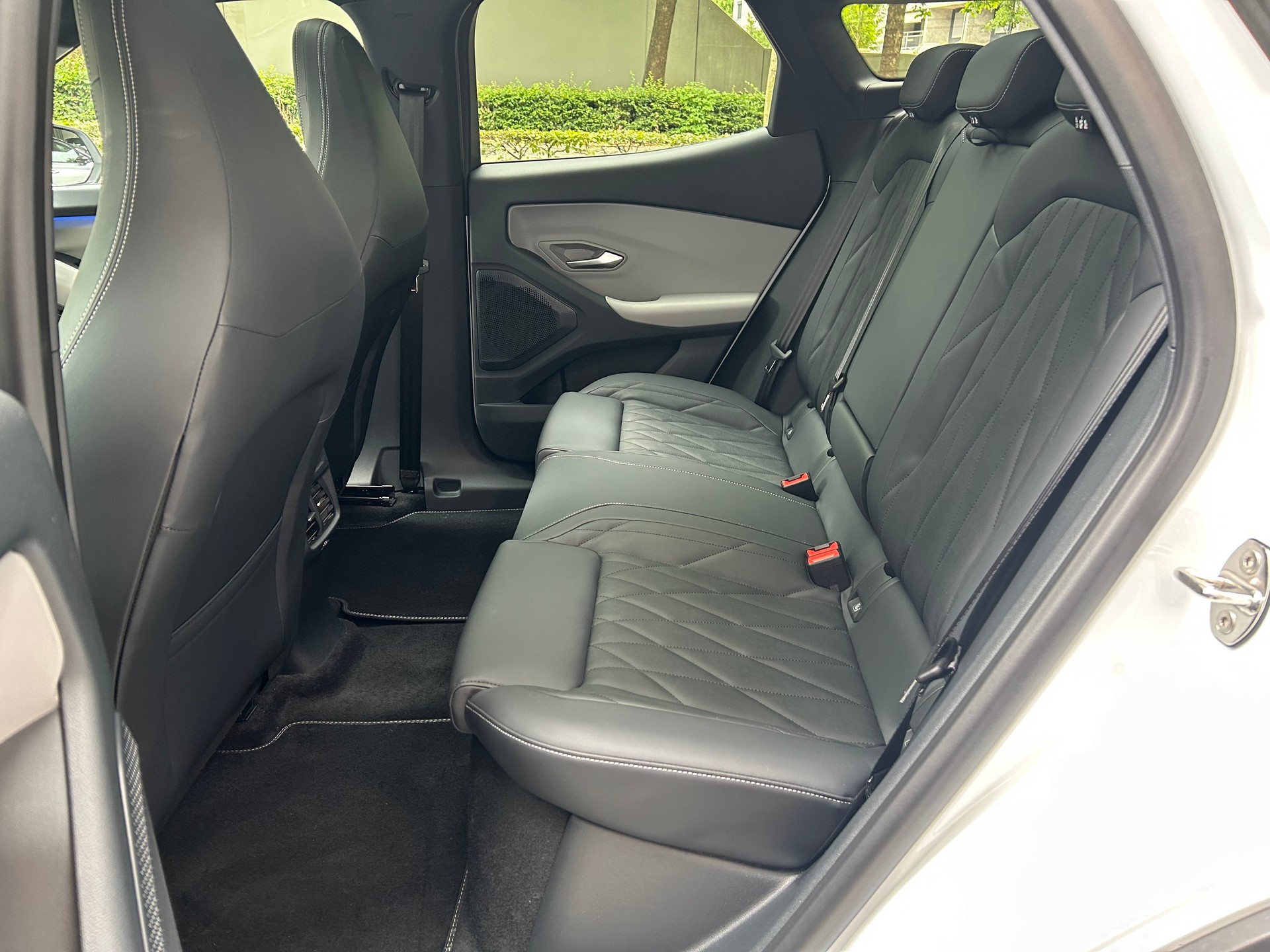 FORD Explorer Elektro 77kWh Dual Extended Range Premium AWD-image-20