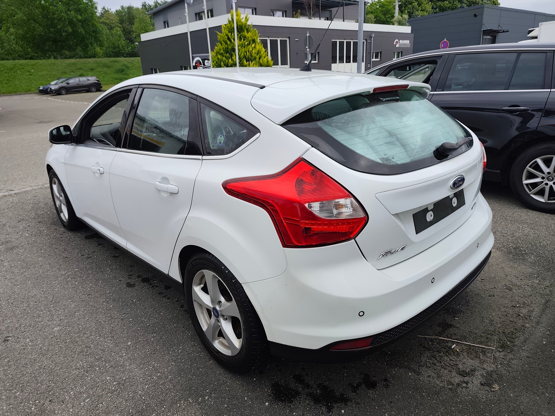 FORD Focus 1.0 SCTi Titanium-image-4