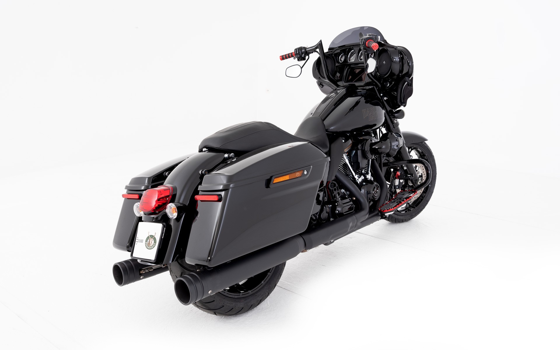 HARLEY-DAVIDSON FLHXST Street Glide ST 117-showroom-element-2