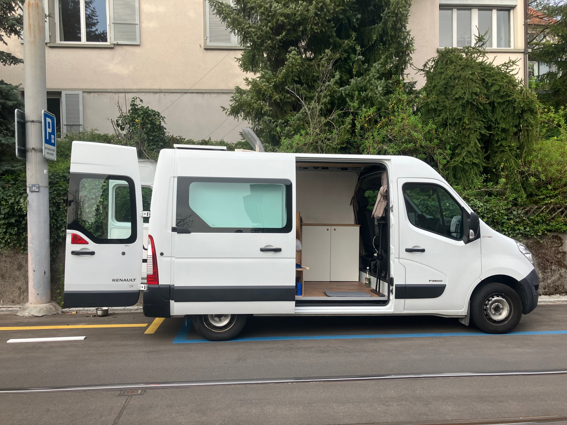 RENAULT 2.3 dCi 125-image-1