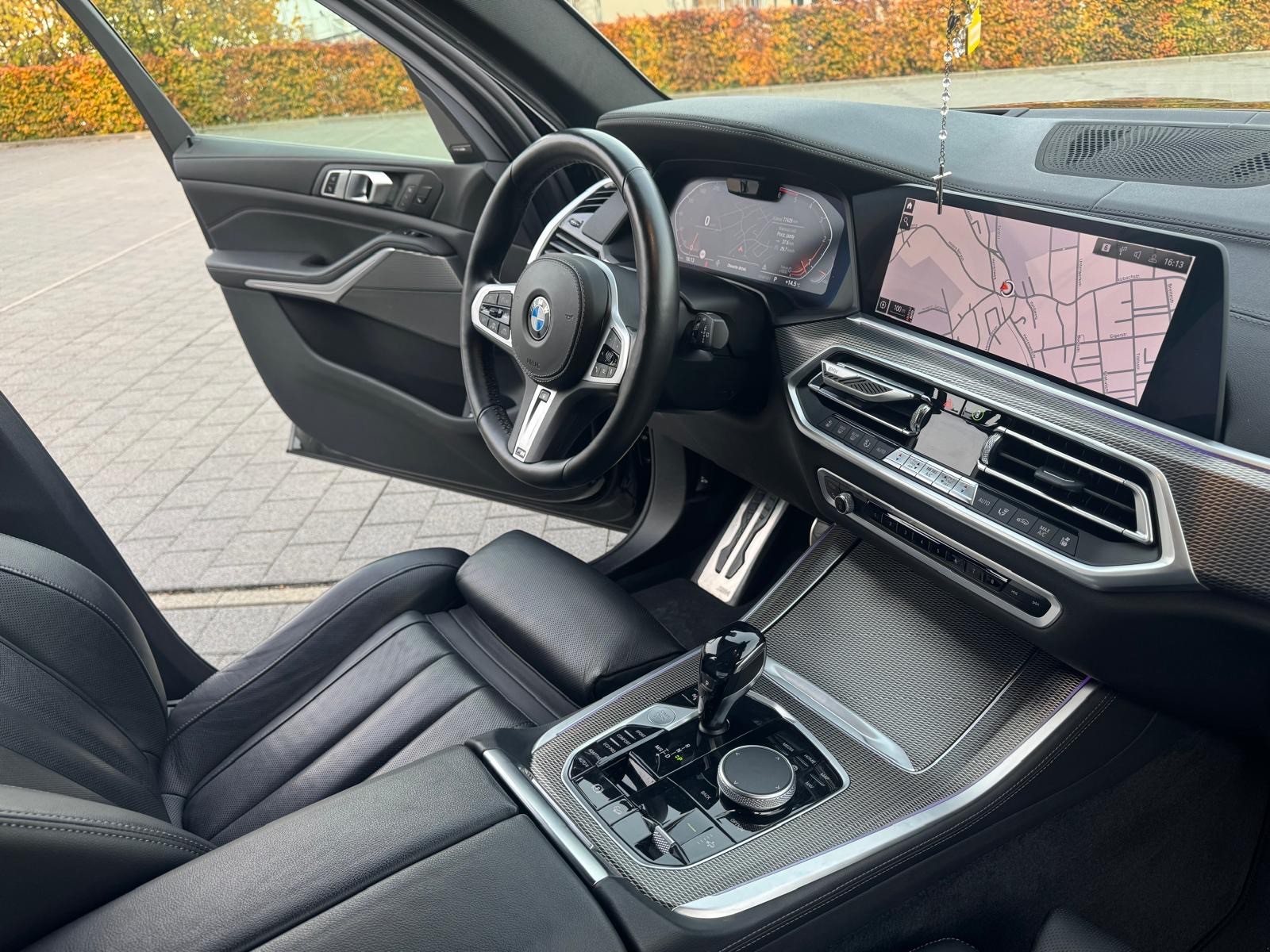 BMW X5 xDrive 48V 30d M Sport Steptronic 7 Plätze MFK-image-11