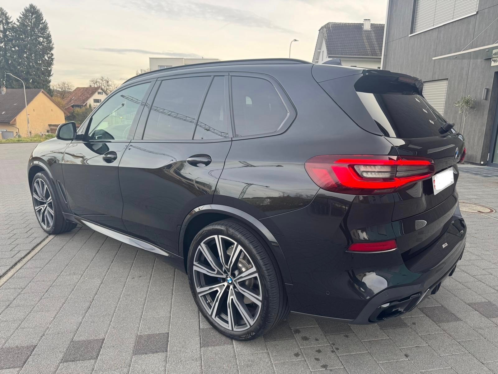 BMW X5 xDrive 48V 30d M Sport Steptronic 7 Plätze MFK-image-1