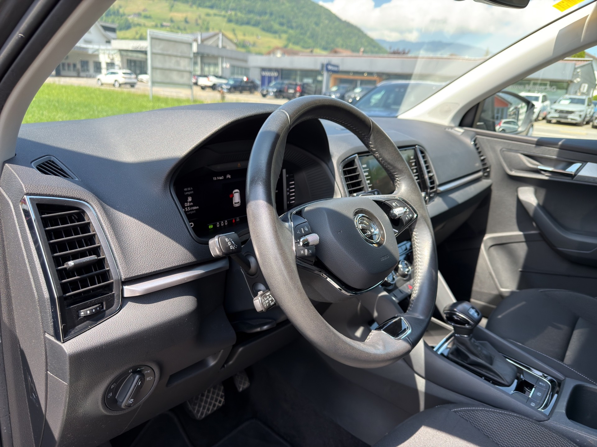 SKODA Karoq 2.0 TDI Style 4x4 DSG-image-18