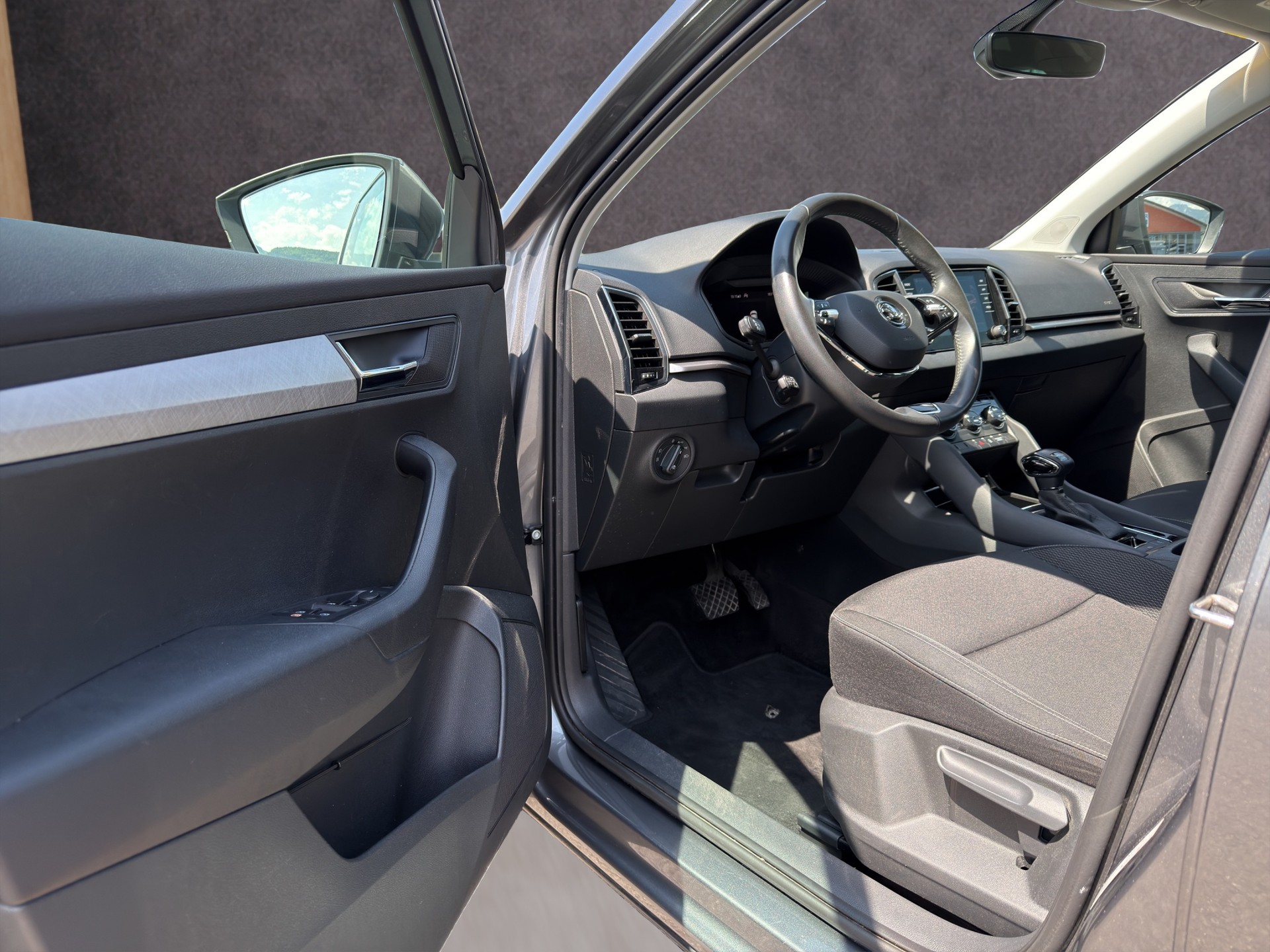 SKODA Karoq 2.0 TDI Style 4x4 DSG-image-13