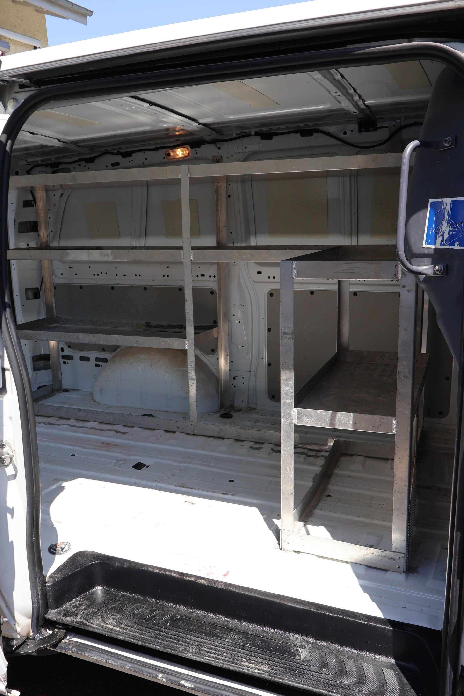 MERCEDES-BENZ Vito 111 CDI L Euro 5-image-11