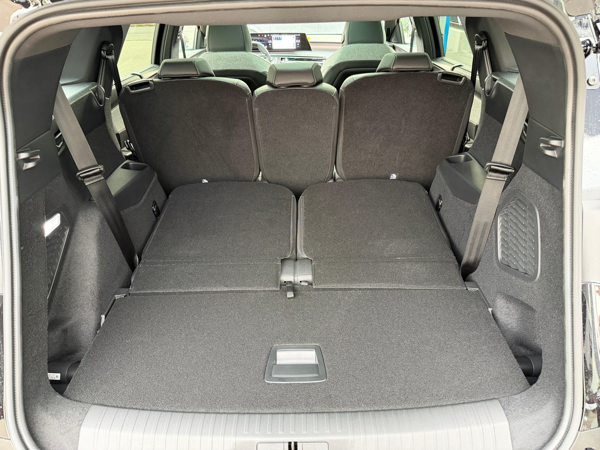 PEUGEOT 5008 1.2 Hybrid GT Exclusive-image-15