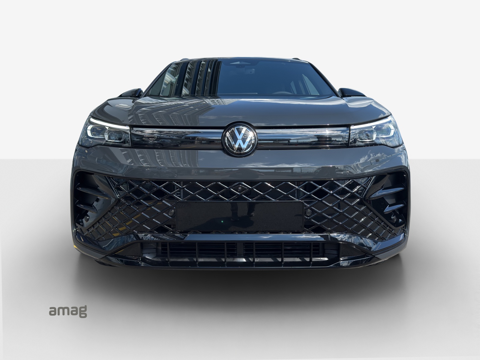 VW Tiguan 2.0 TSI DSG R-Line Plus 4Motion-image-6