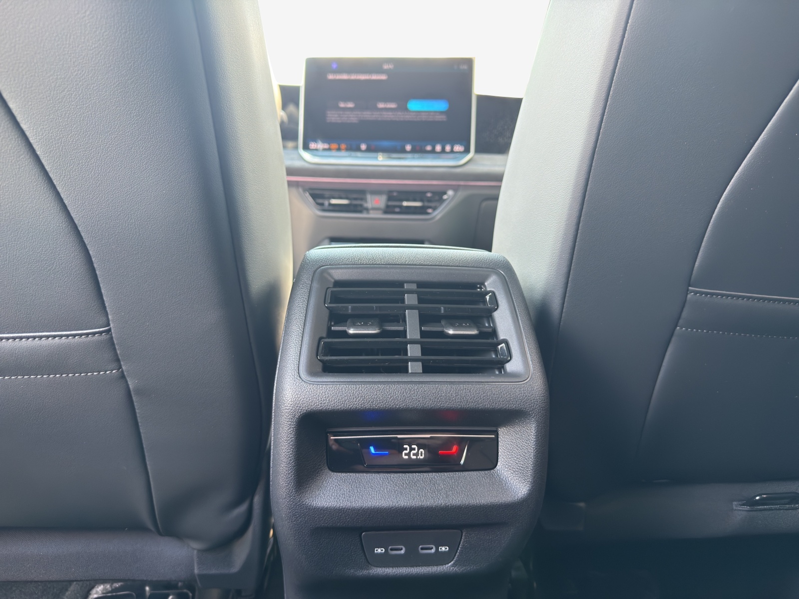 VW Tiguan 2.0 TSI DSG R-Line Plus 4Motion-image-10