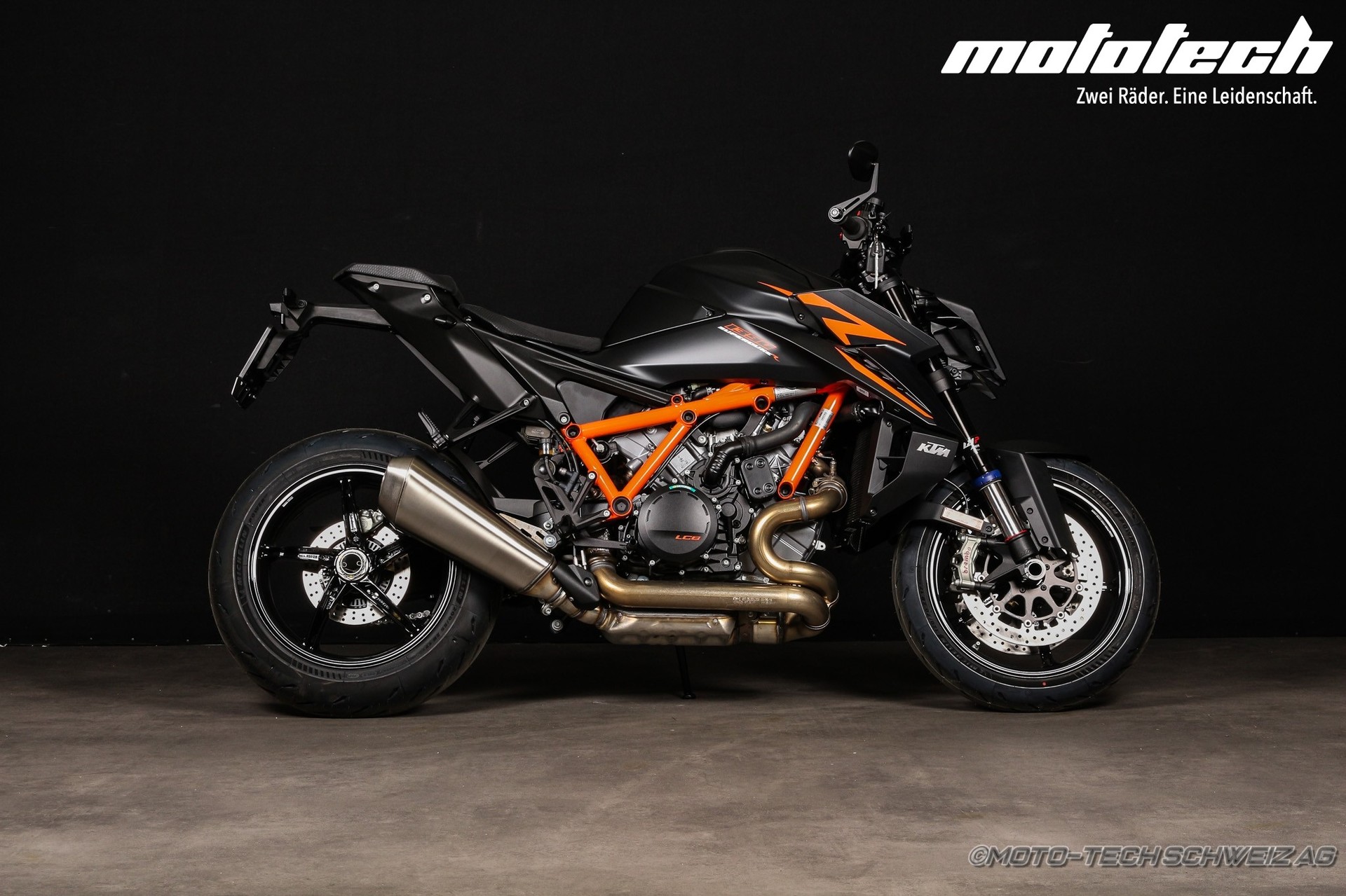 KTM 1390 Super Duke R EVO-image-6