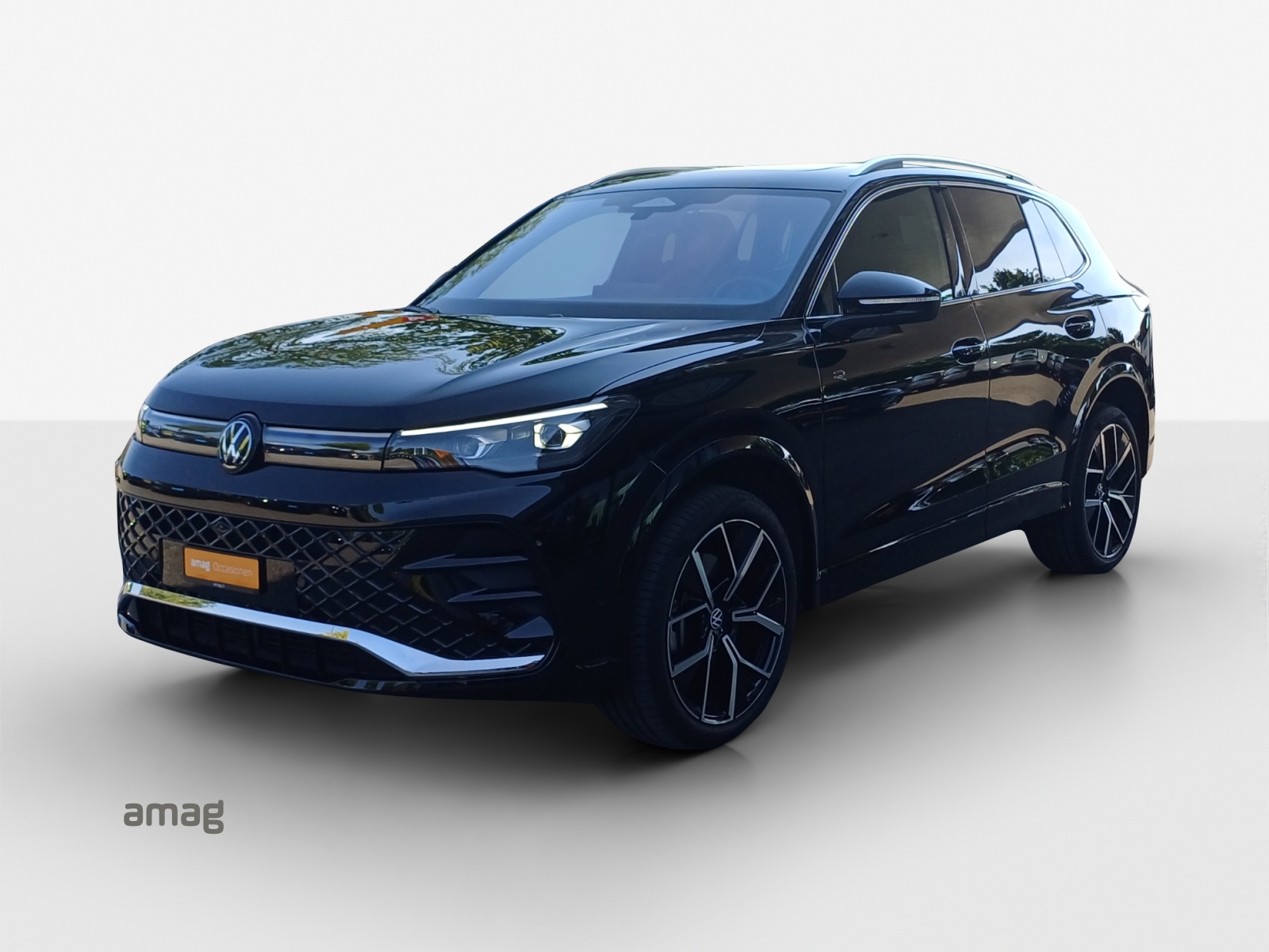 VW Tiguan 2.0 TSI DSG R-Line 4Motion-image-0