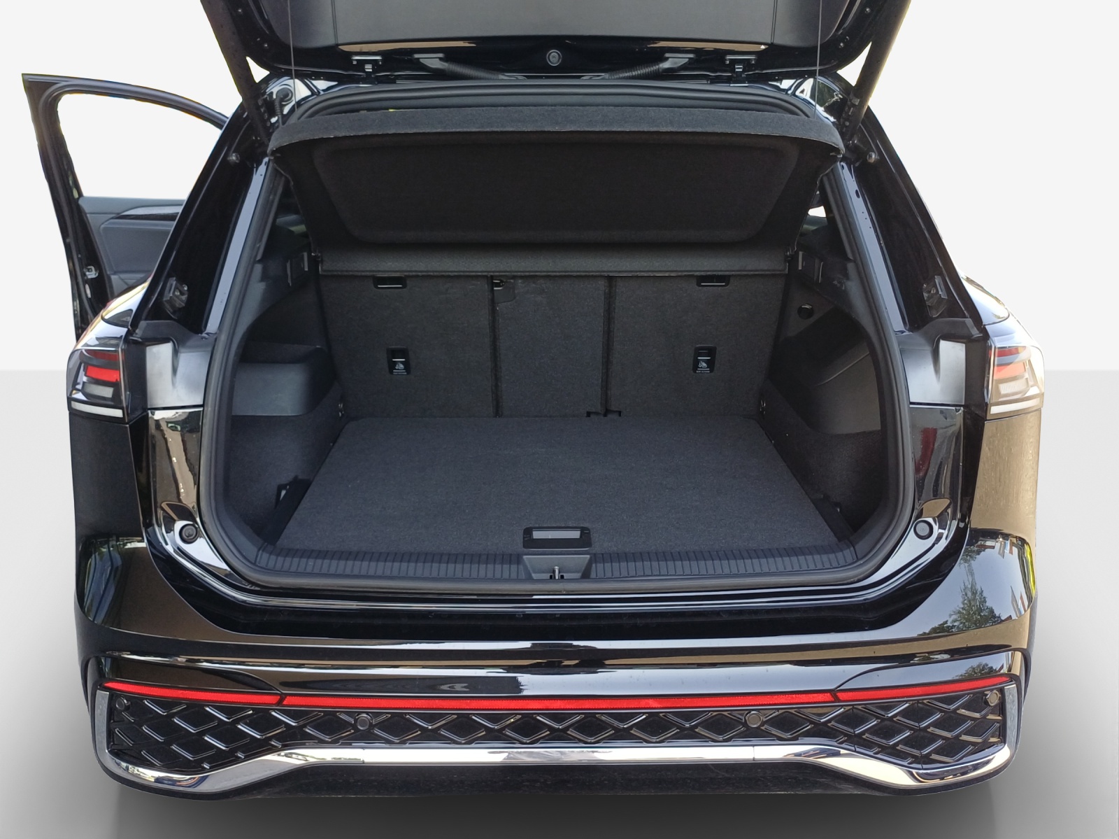 VW Tiguan 2.0 TSI DSG R-Line 4Motion-image-12