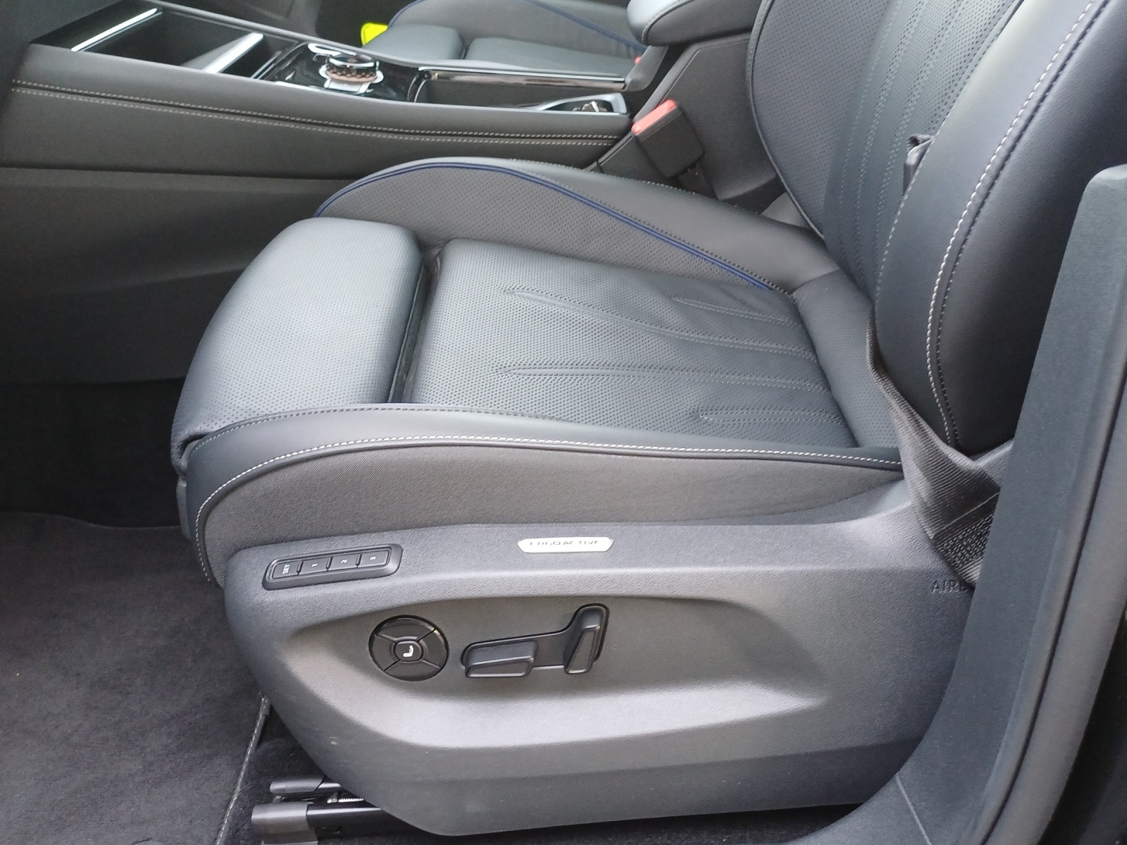 VW Tiguan 2.0 TSI DSG R-Line 4Motion-image-15