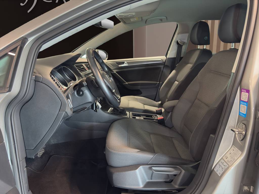 VW Golf 1.0 TSI Comfortline DSG-image-6