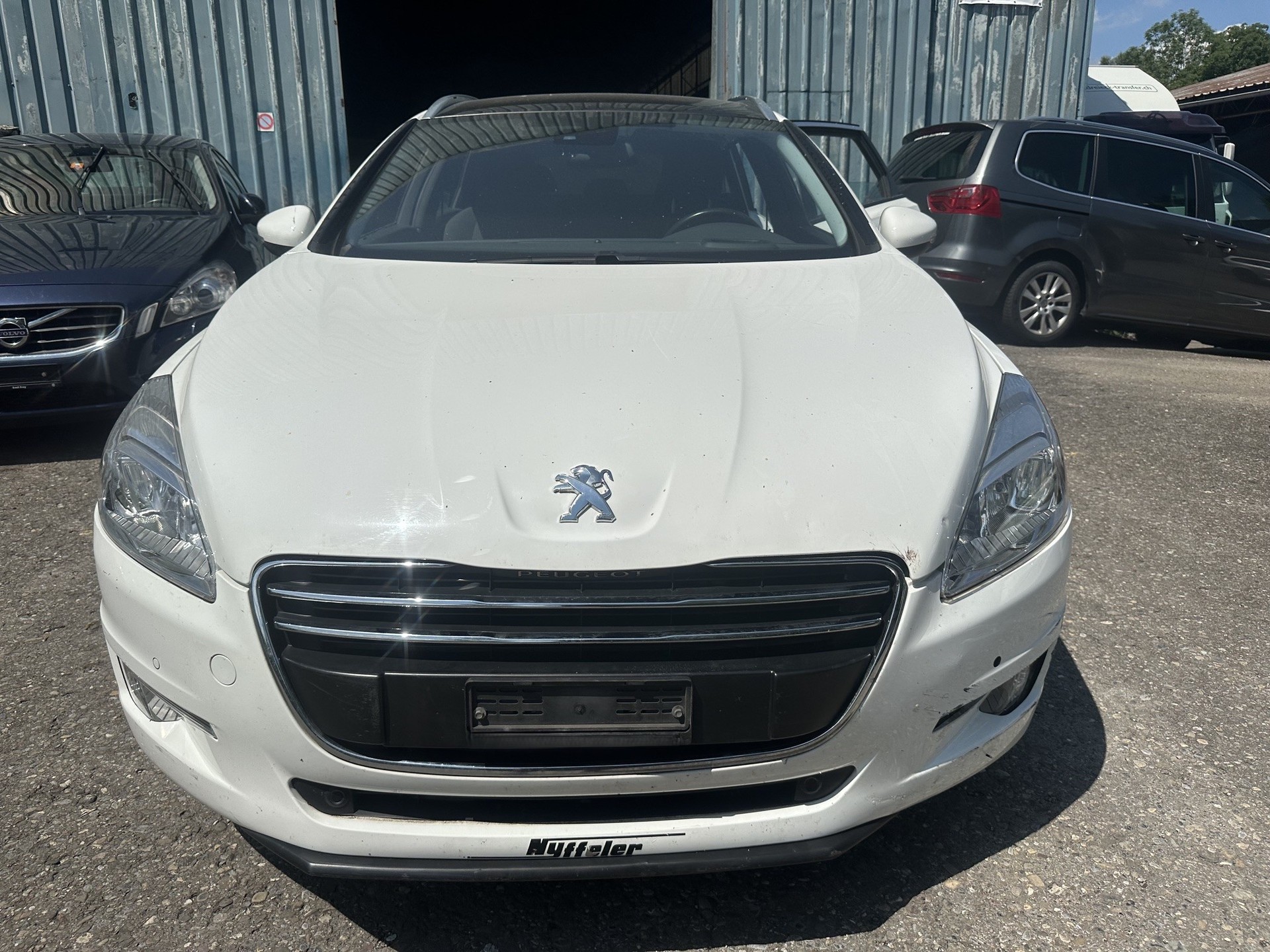 PEUGEOT 508 SW 2.0 HDI Business Automatic-image-0
