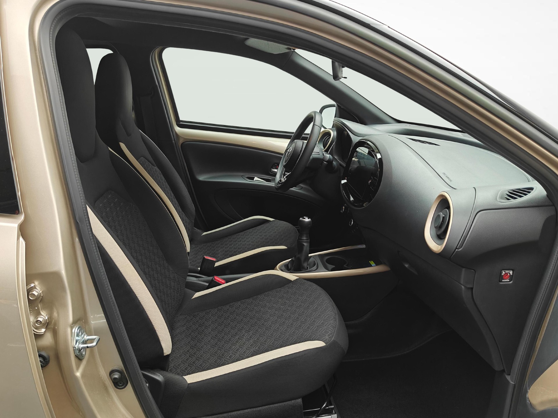 TOYOTA Aygo X 1.0 VVT-i Trend-image-9