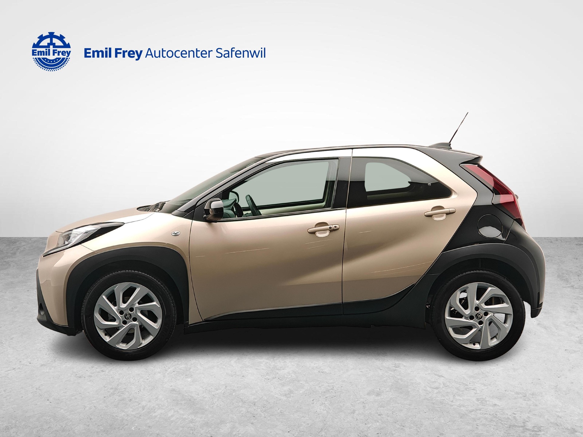 TOYOTA Aygo X 1.0 VVT-i Trend-image-1