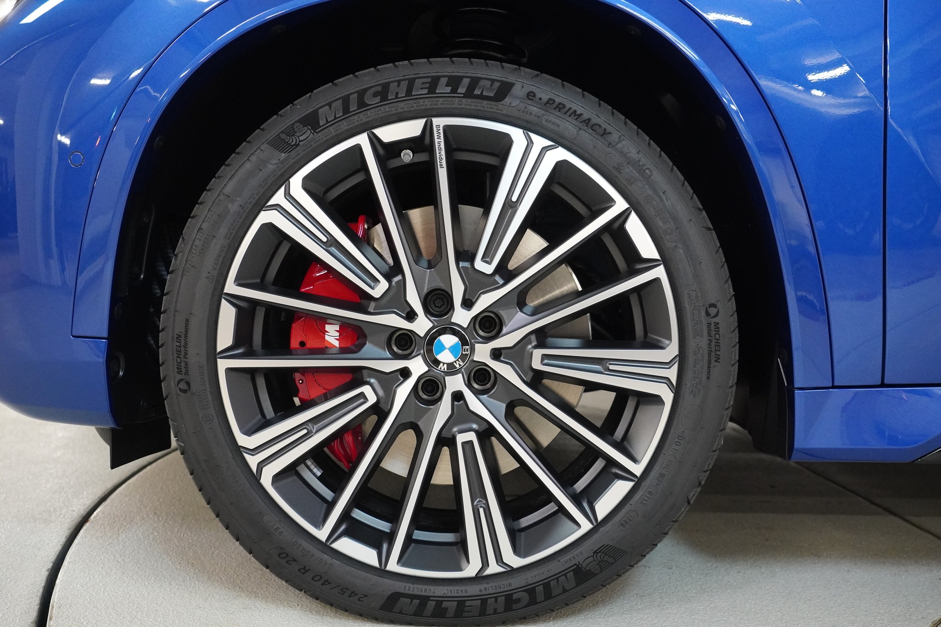 BMW X1 xDrive 23i 48V M Sport Pro-image-9