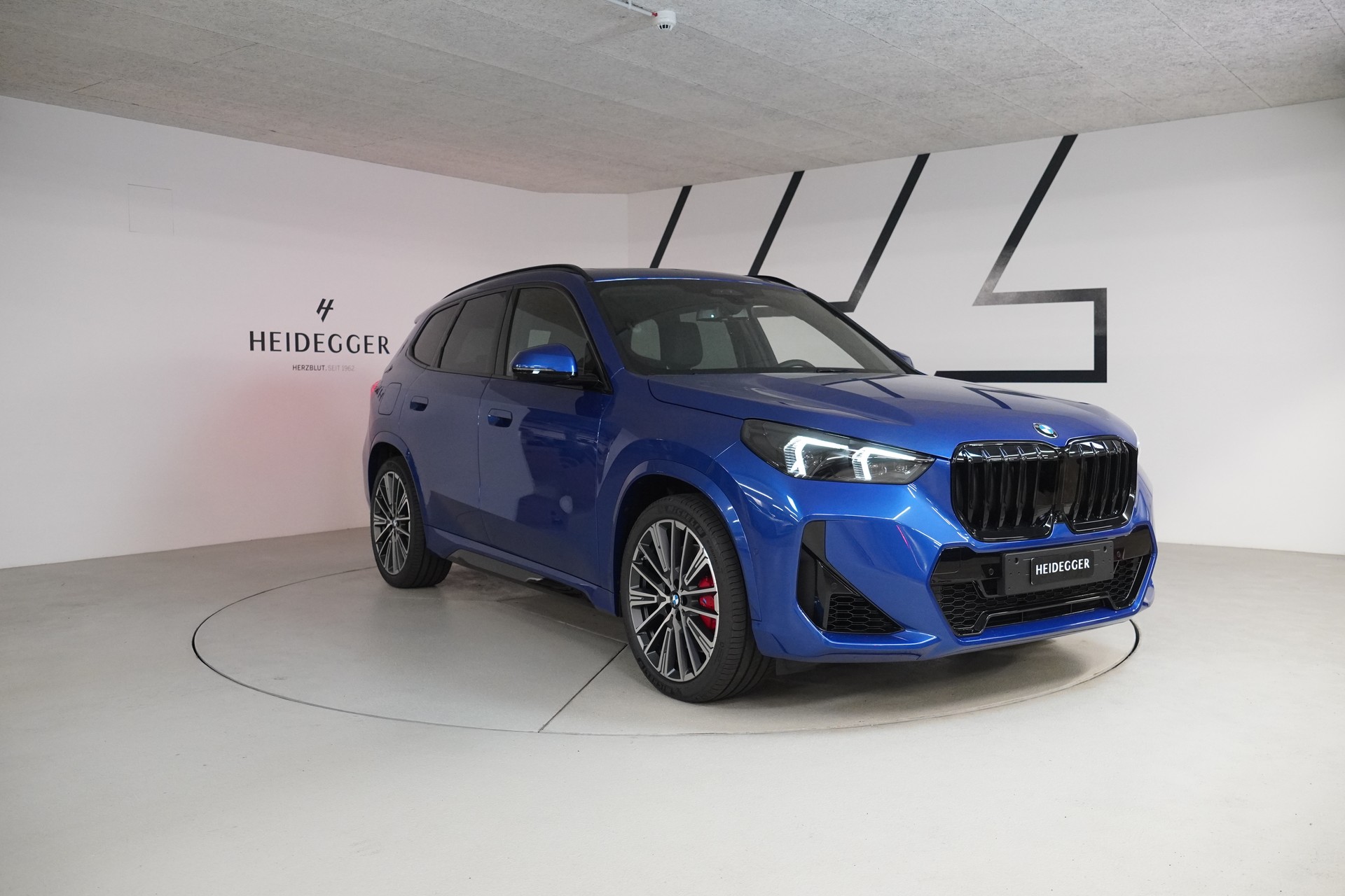 BMW X1 xDrive 23i 48V M Sport Pro-image-2