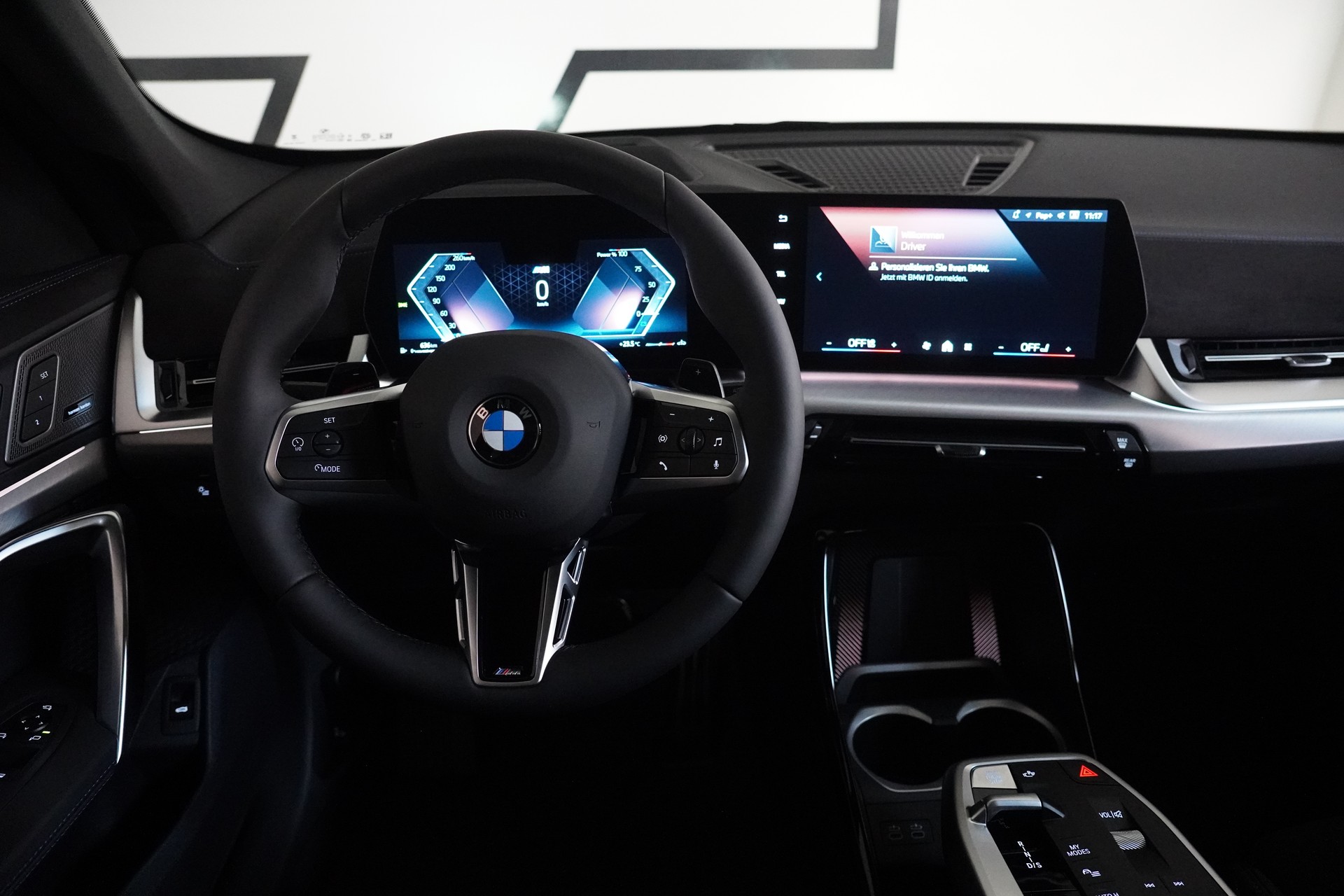 BMW X1 xDrive 23i 48V M Sport Pro-image-19