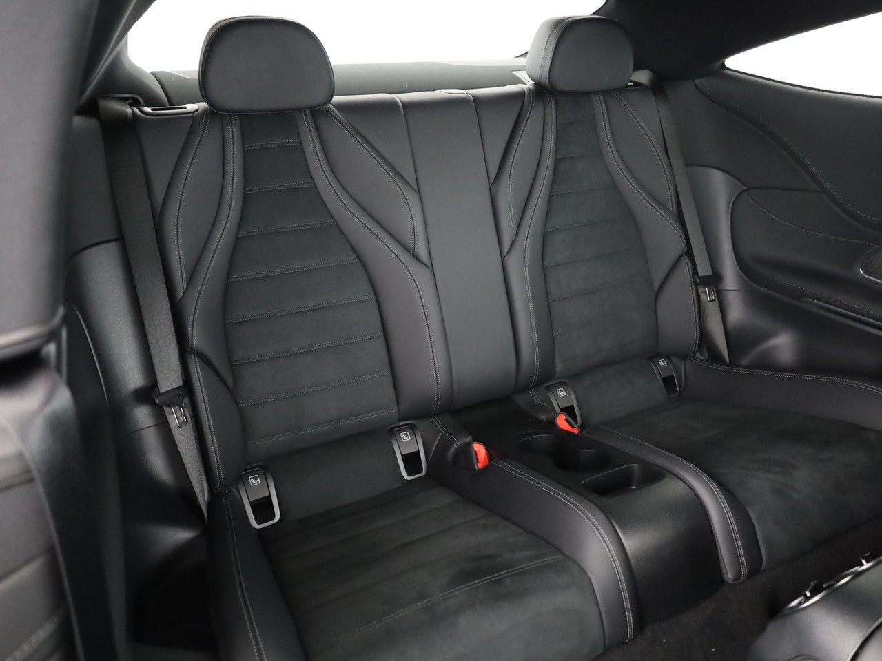 MERCEDES-BENZ CLE 200 Coupé AMG Line 4Matic 9G-Tronic-image-10