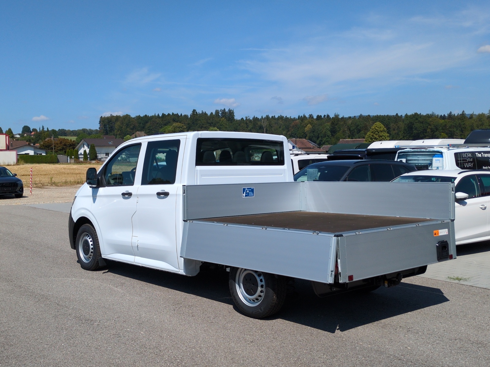 VW Transporter 2.0 TDI-image-9