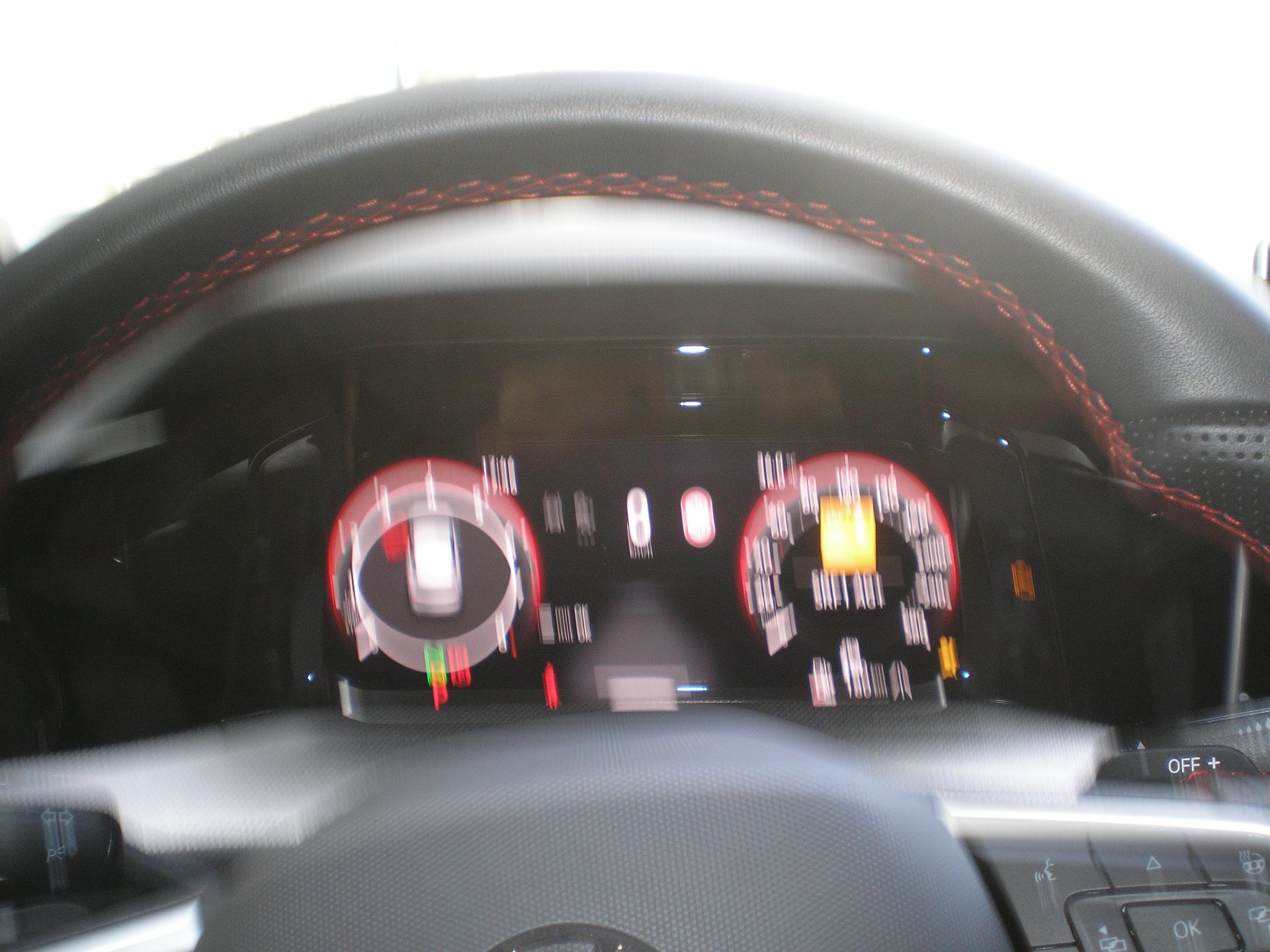 VW Golf 2.0 TSI GTI DSG-image-4