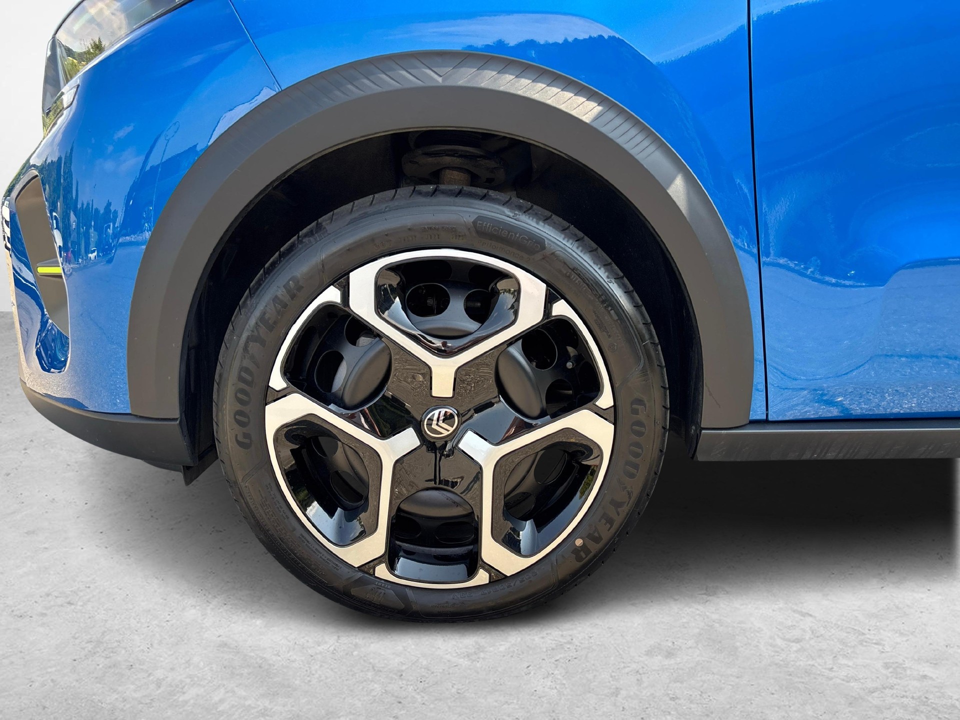 CITROEN C3 1.2 Hybrid Plus-image-9