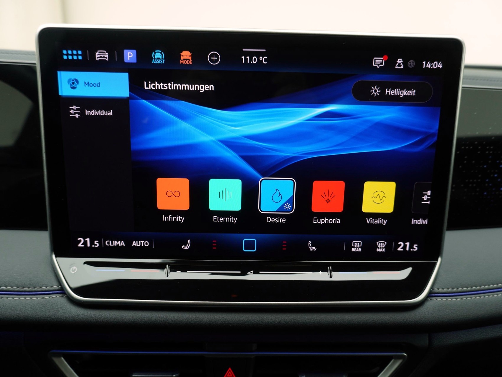 VW Tiguan 2.0 TSI DSG R-Line Black Style 4Motion-image-22