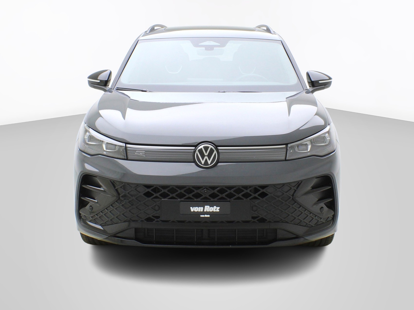 VW Tiguan 2.0 TSI DSG R-Line Black Style 4Motion-image-5