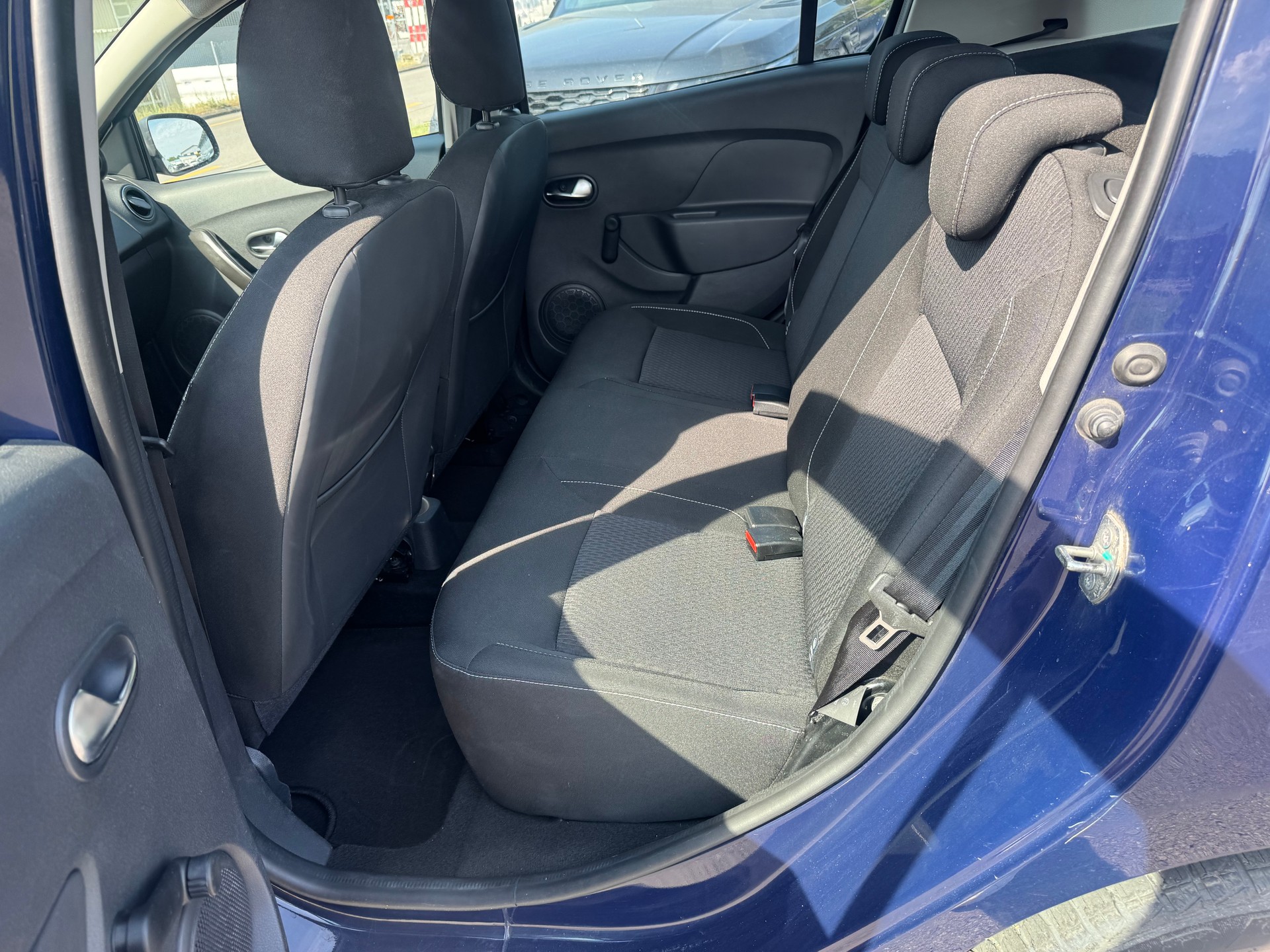 DACIA Sandero TCe 90 Comfort Automatic-image-8