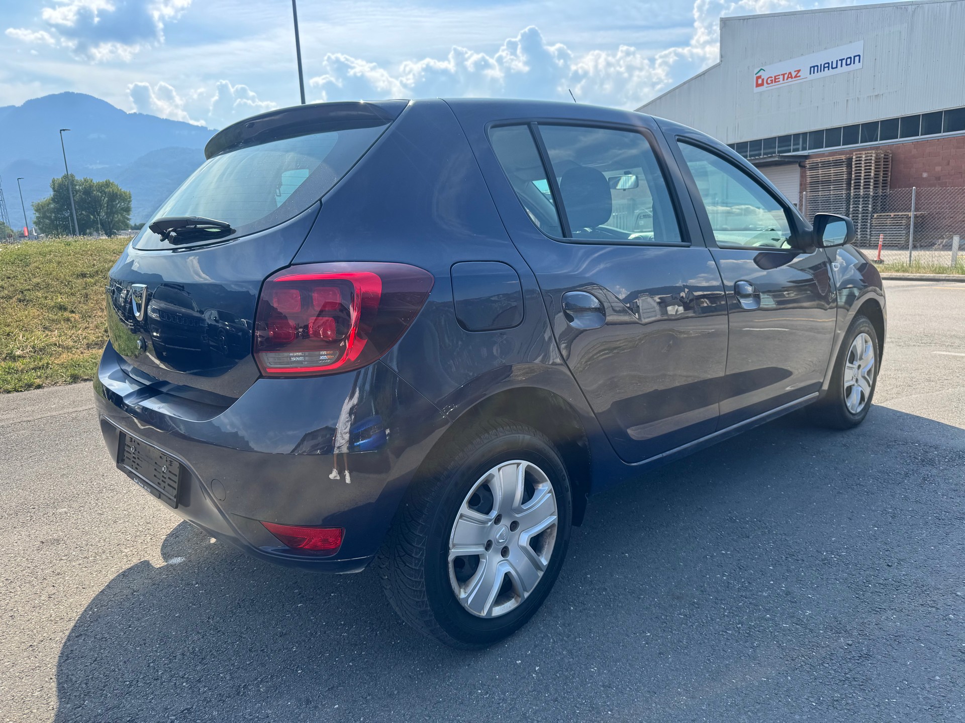 DACIA Sandero TCe 90 Comfort Automatic-image-5